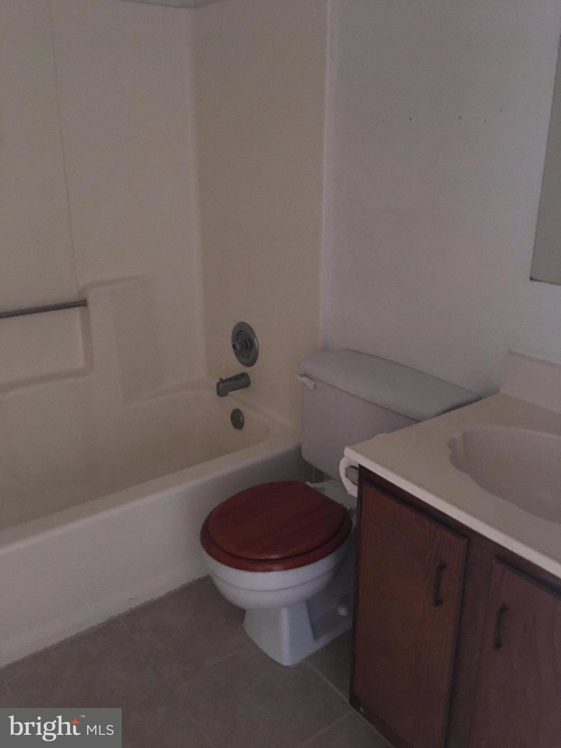 PARKWAY SQUARE PLAT ONE - Residential