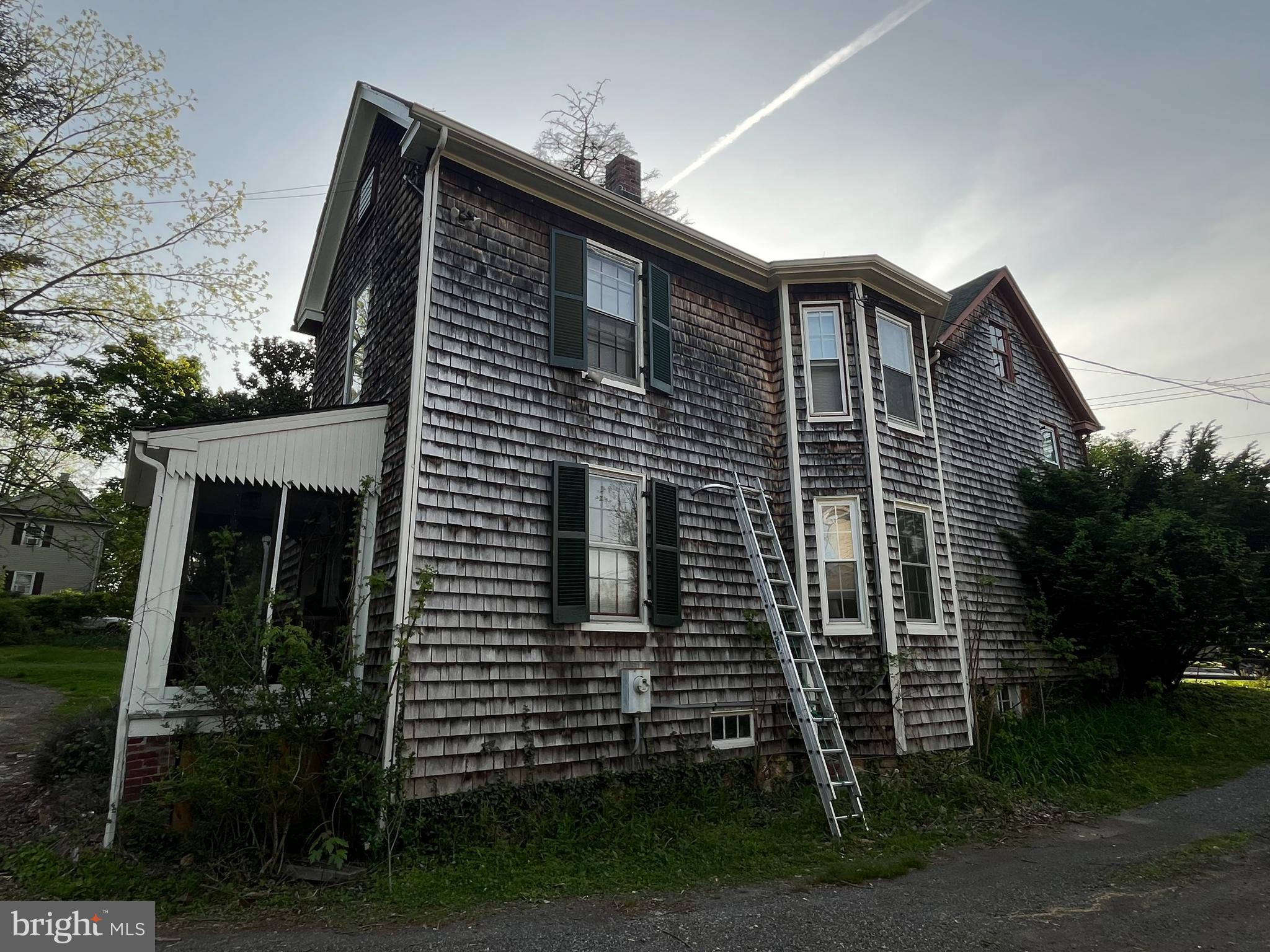 4075 OLD COLUMBIA PIKE