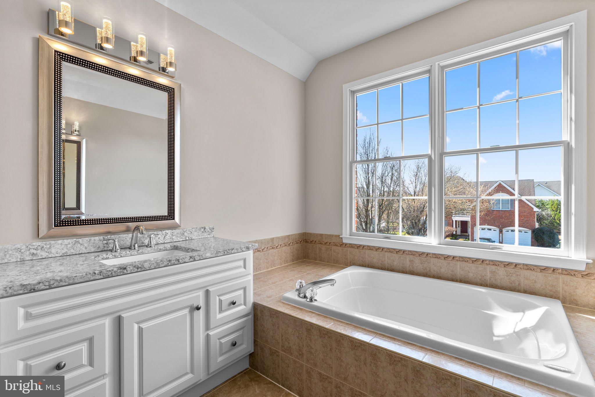 THE ESTATES AT WOODCLIFFE PARK - Residential