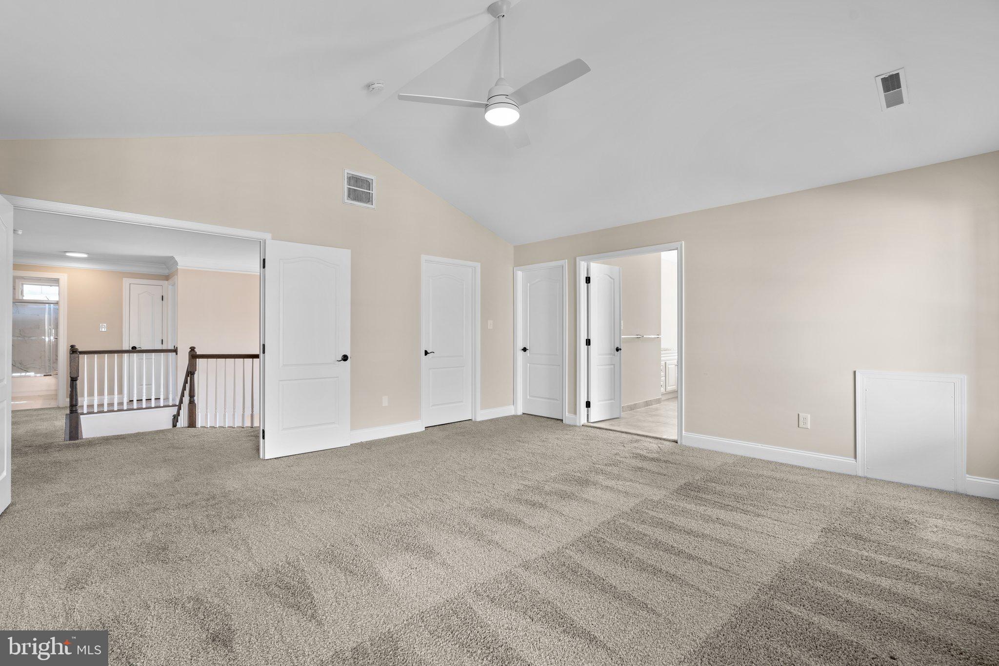 THE ESTATES AT WOODCLIFFE PARK - Residential