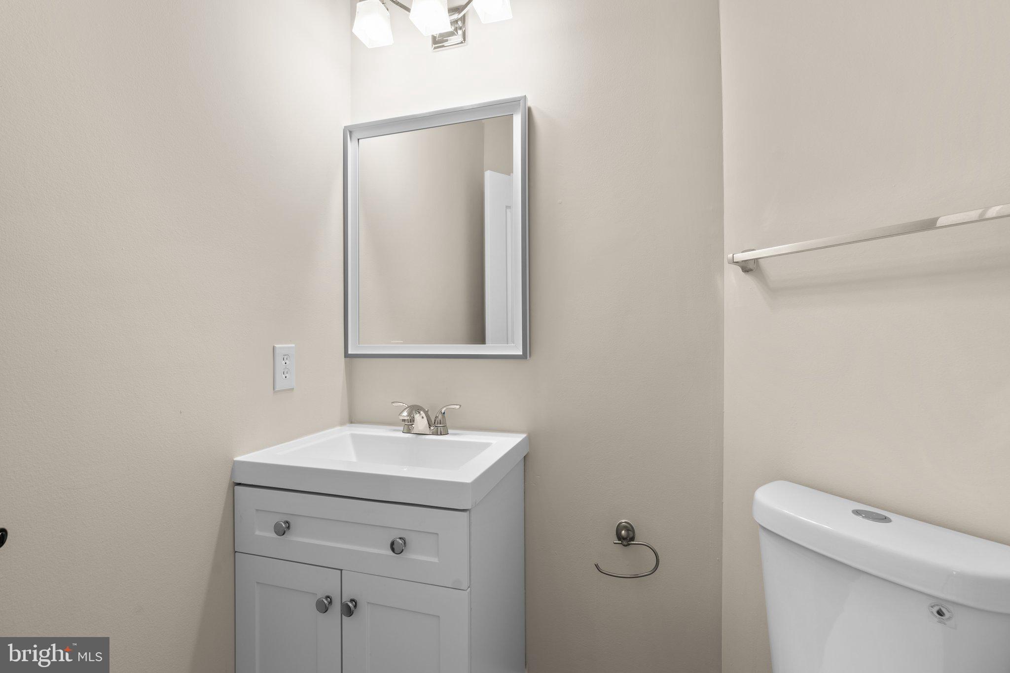 THE ESTATES AT WOODCLIFFE PARK - Residential