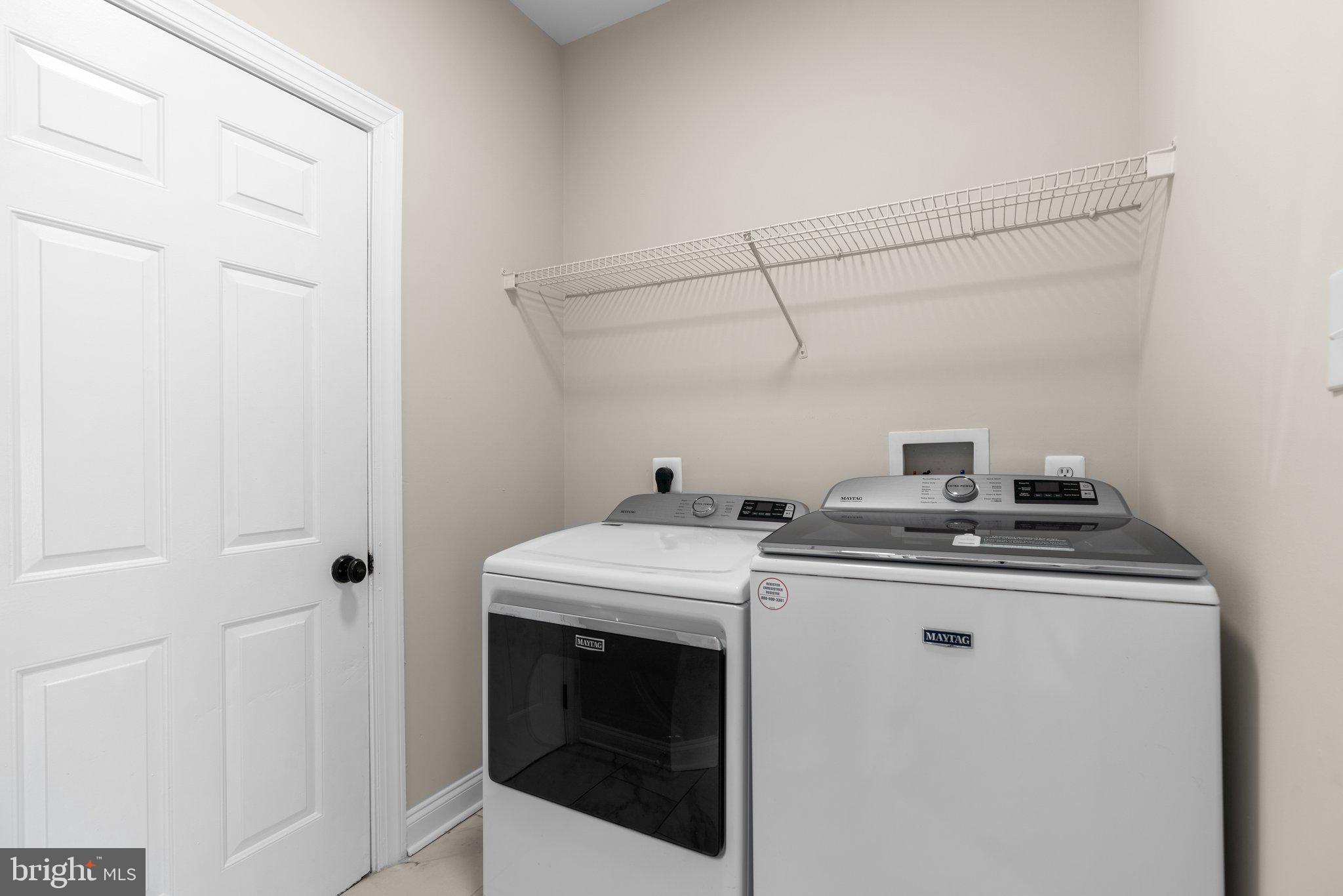 THE ESTATES AT WOODCLIFFE PARK - Residential