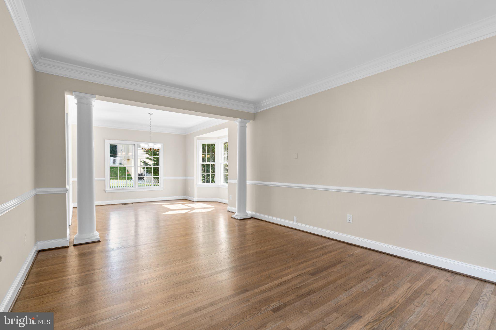 THE ESTATES AT WOODCLIFFE PARK - Residential