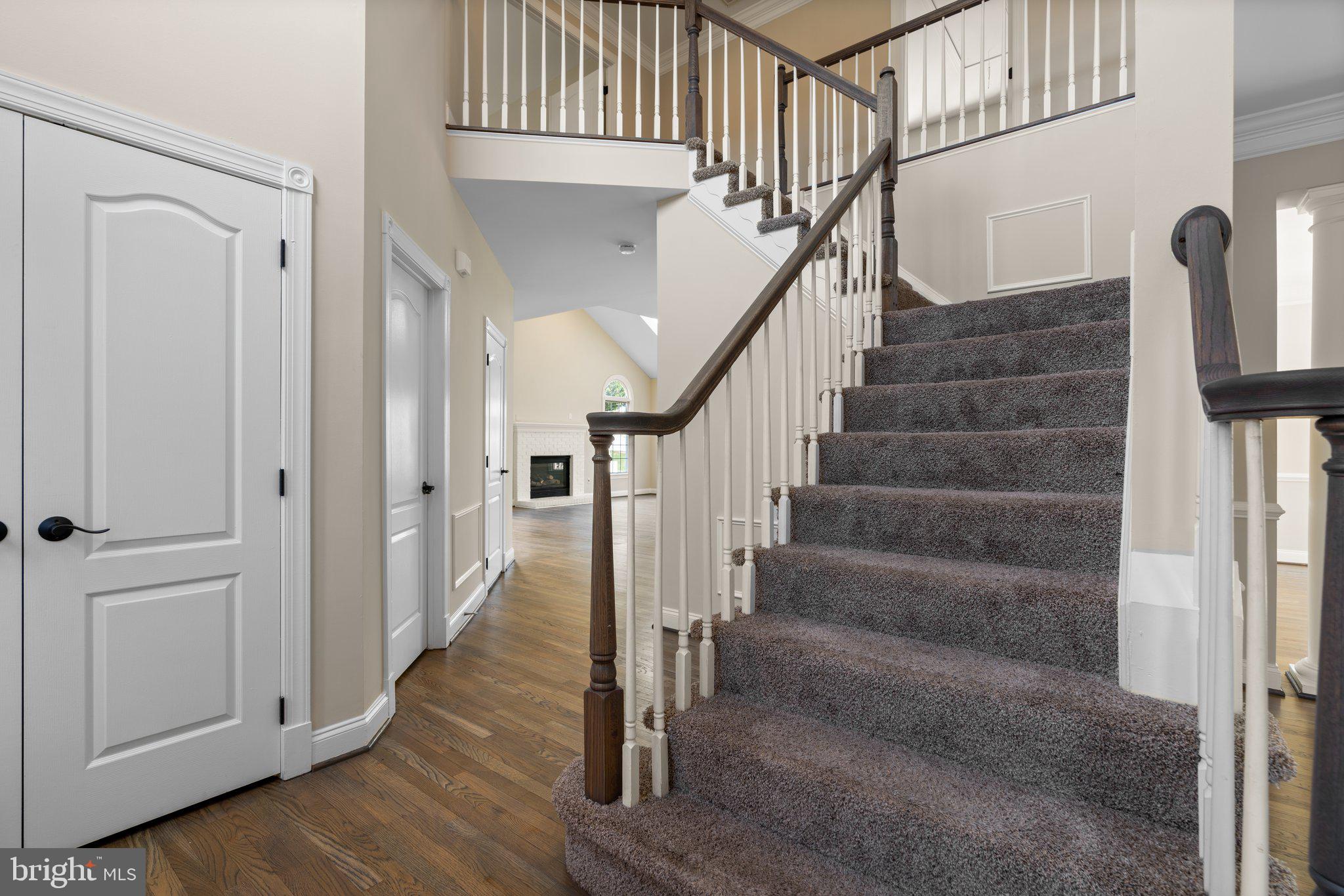 THE ESTATES AT WOODCLIFFE PARK - Residential