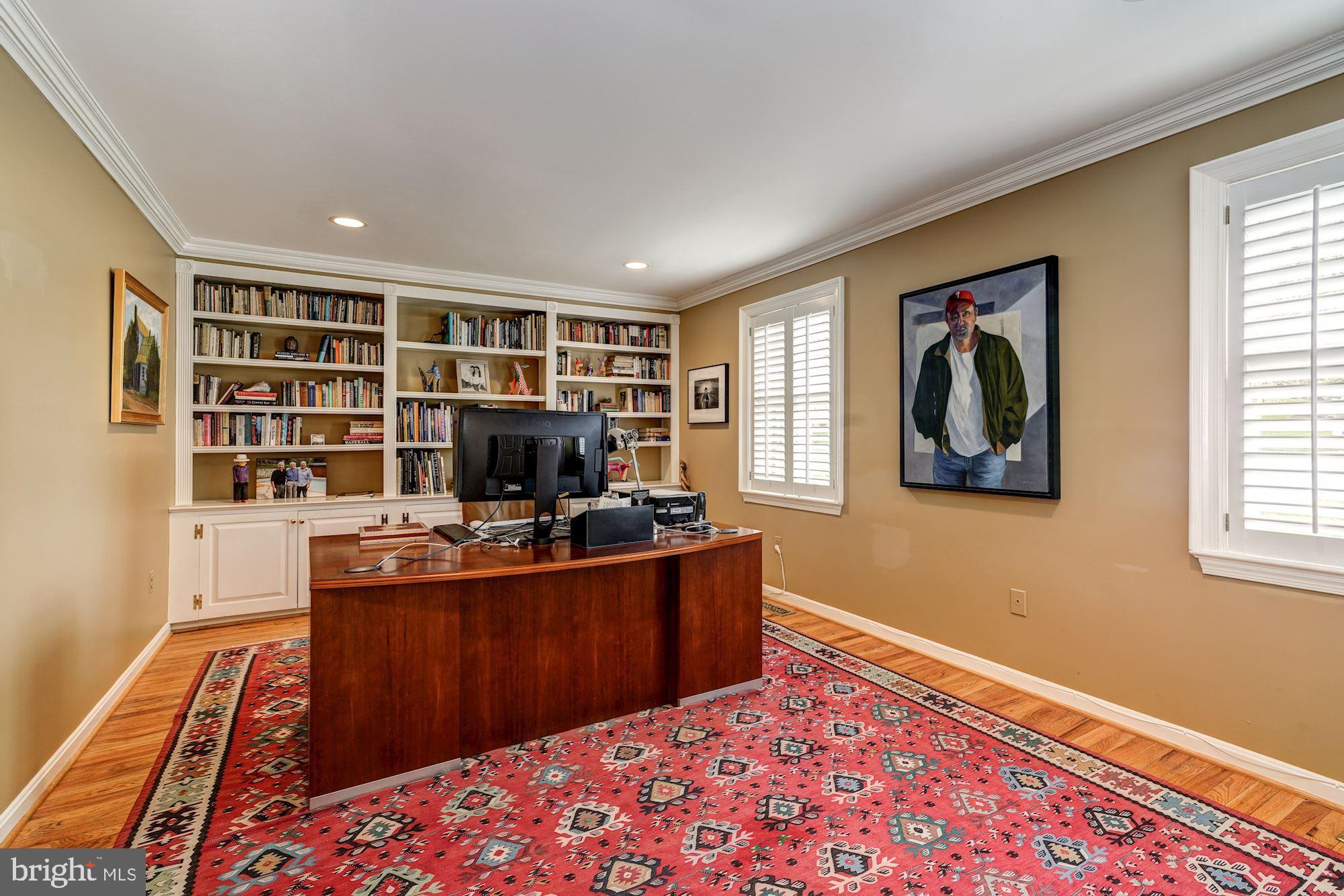 RIVER FALLS - Residential