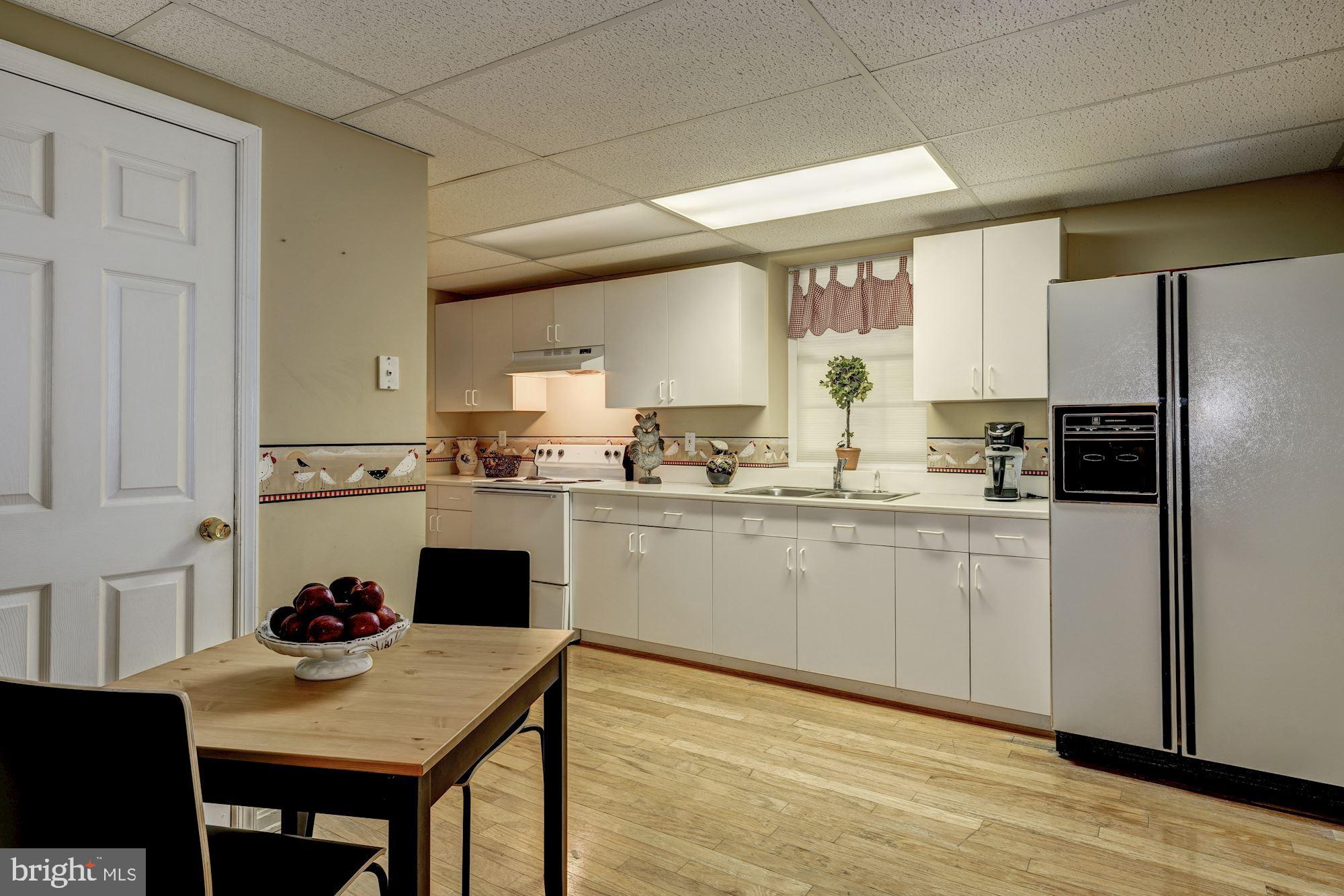 RIVER FALLS - Residential