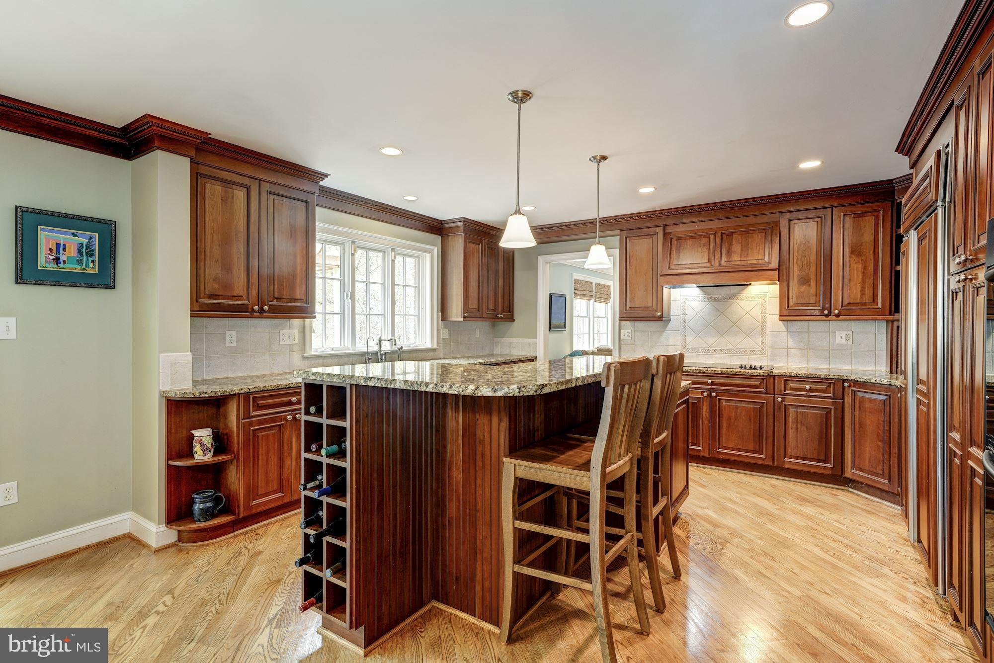 RIVER FALLS - Residential