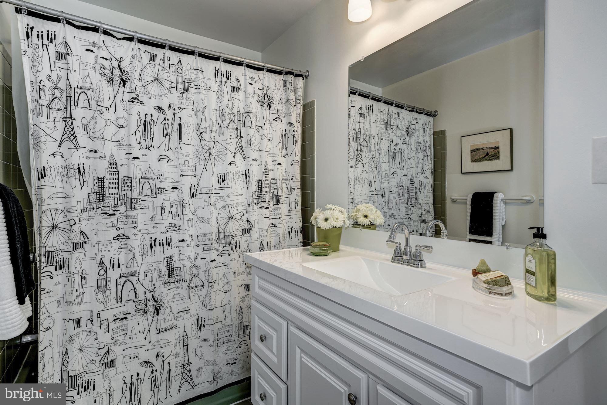 RIVER FALLS - Residential