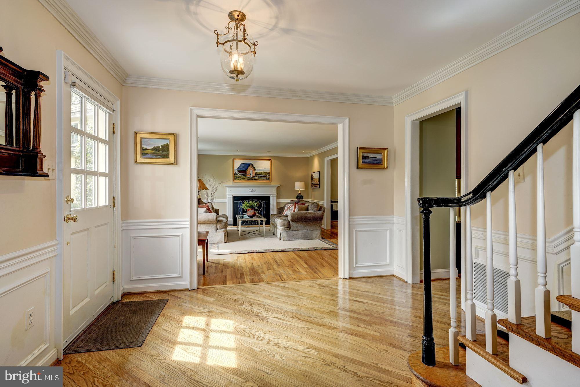 RIVER FALLS - Residential