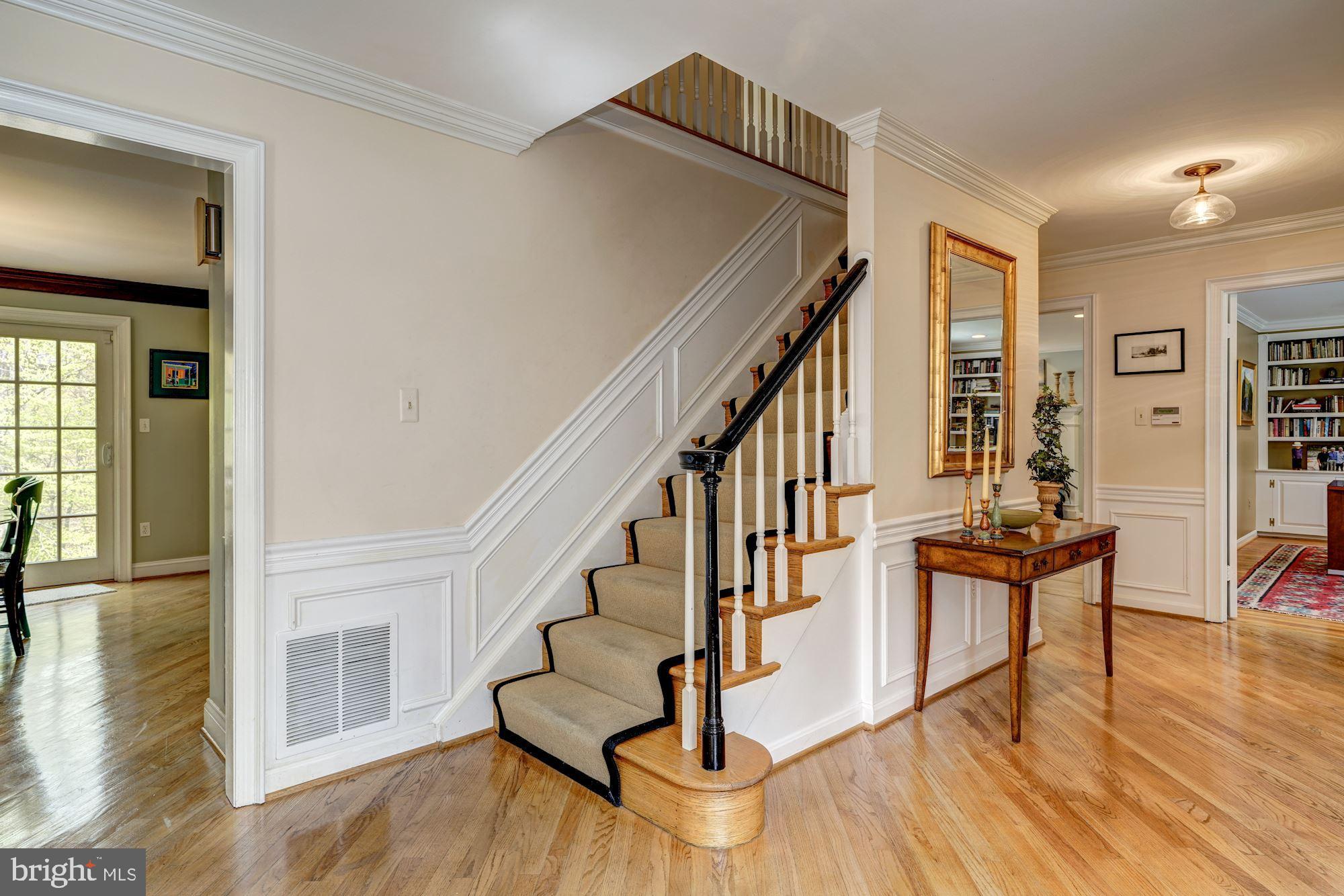 RIVER FALLS - Residential