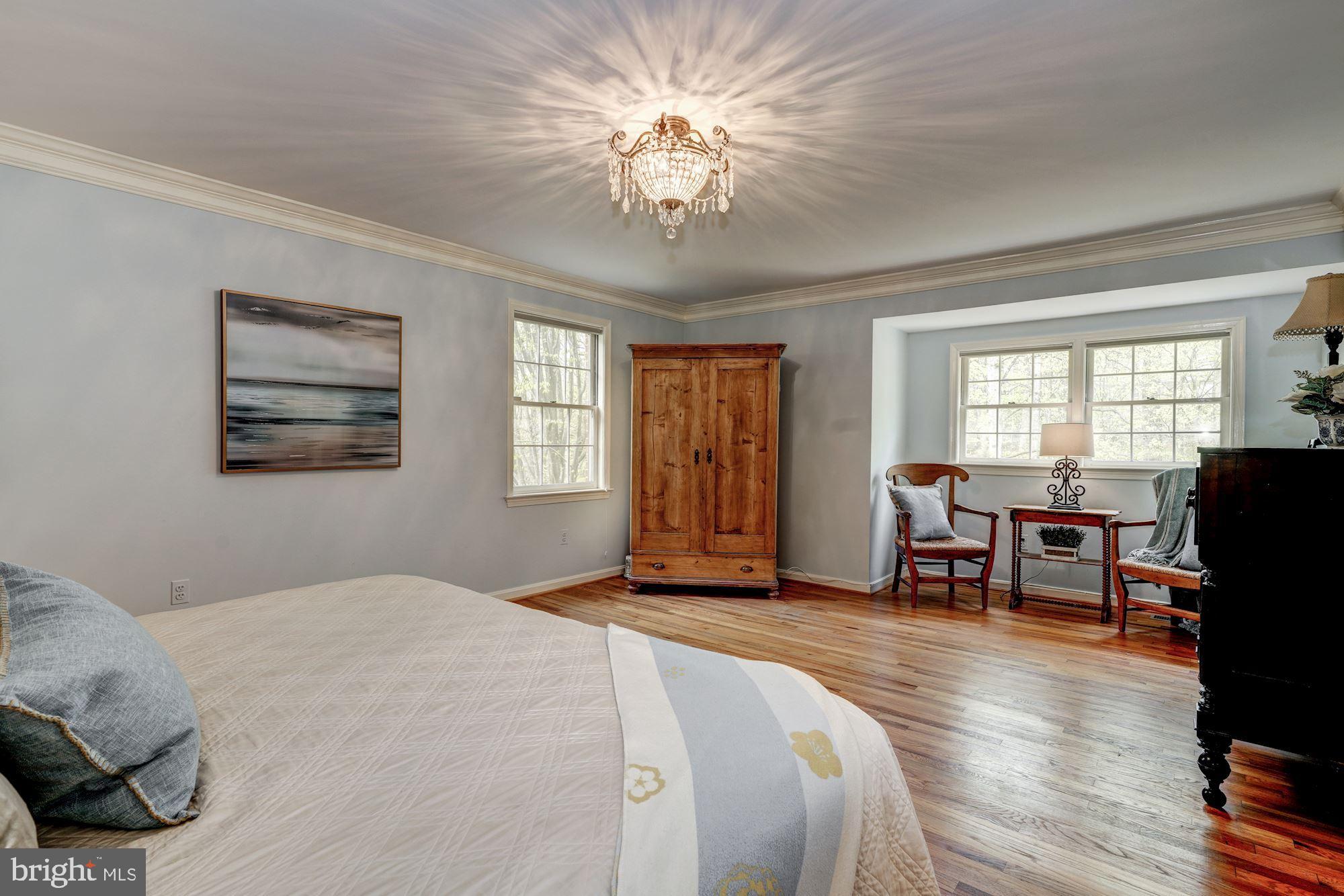 RIVER FALLS - Residential