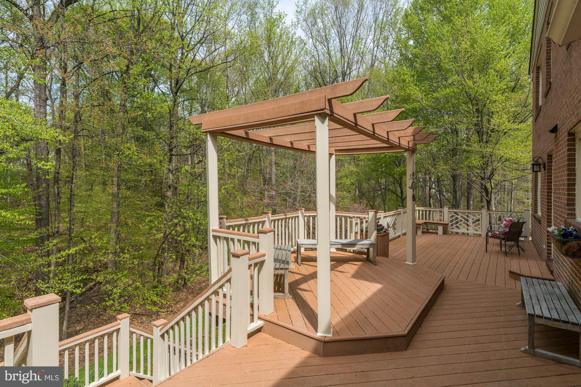 RIVER FALLS - Residential