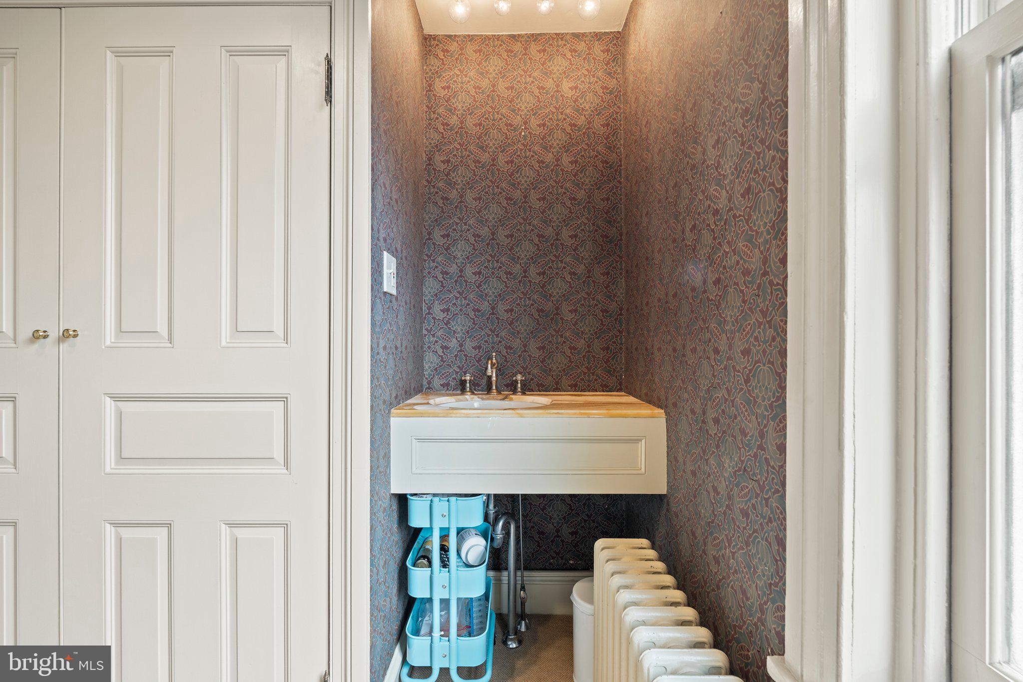 FAIRMOUNT - Residential