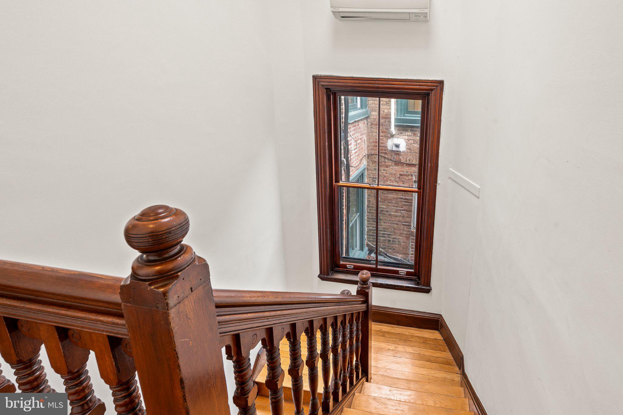 FAIRMOUNT - Residential