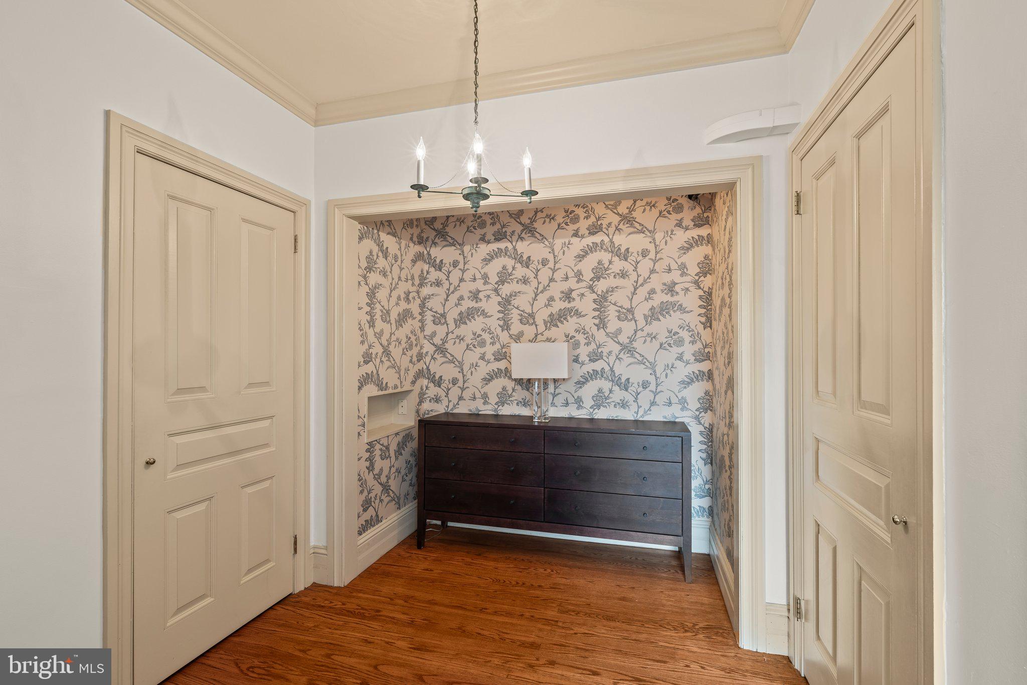 FAIRMOUNT - Residential