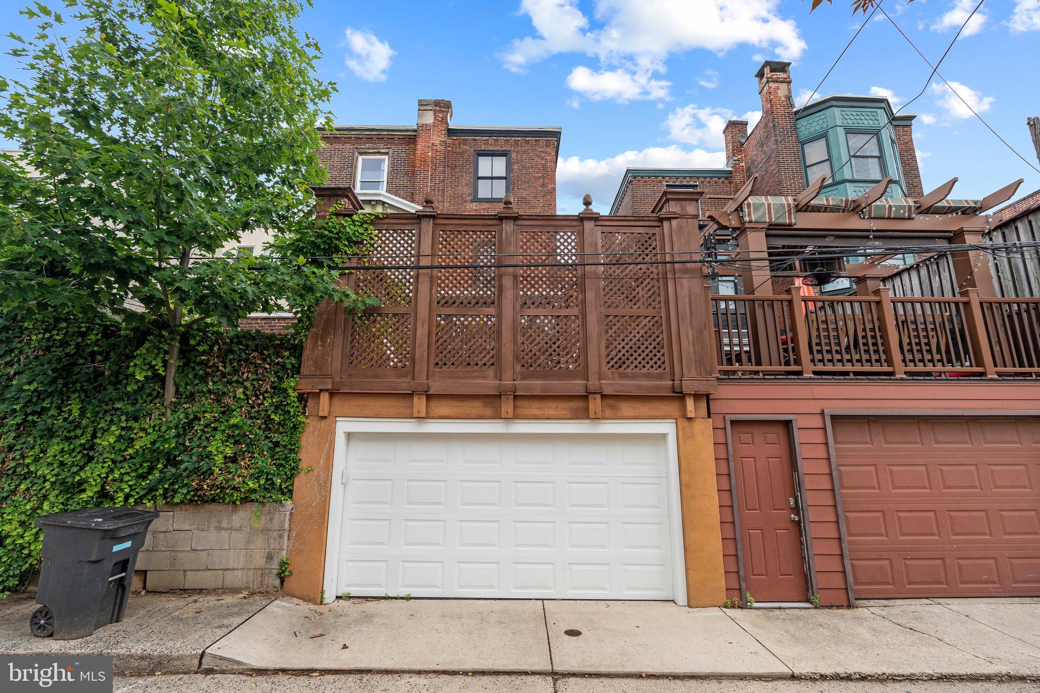 FAIRMOUNT - Residential