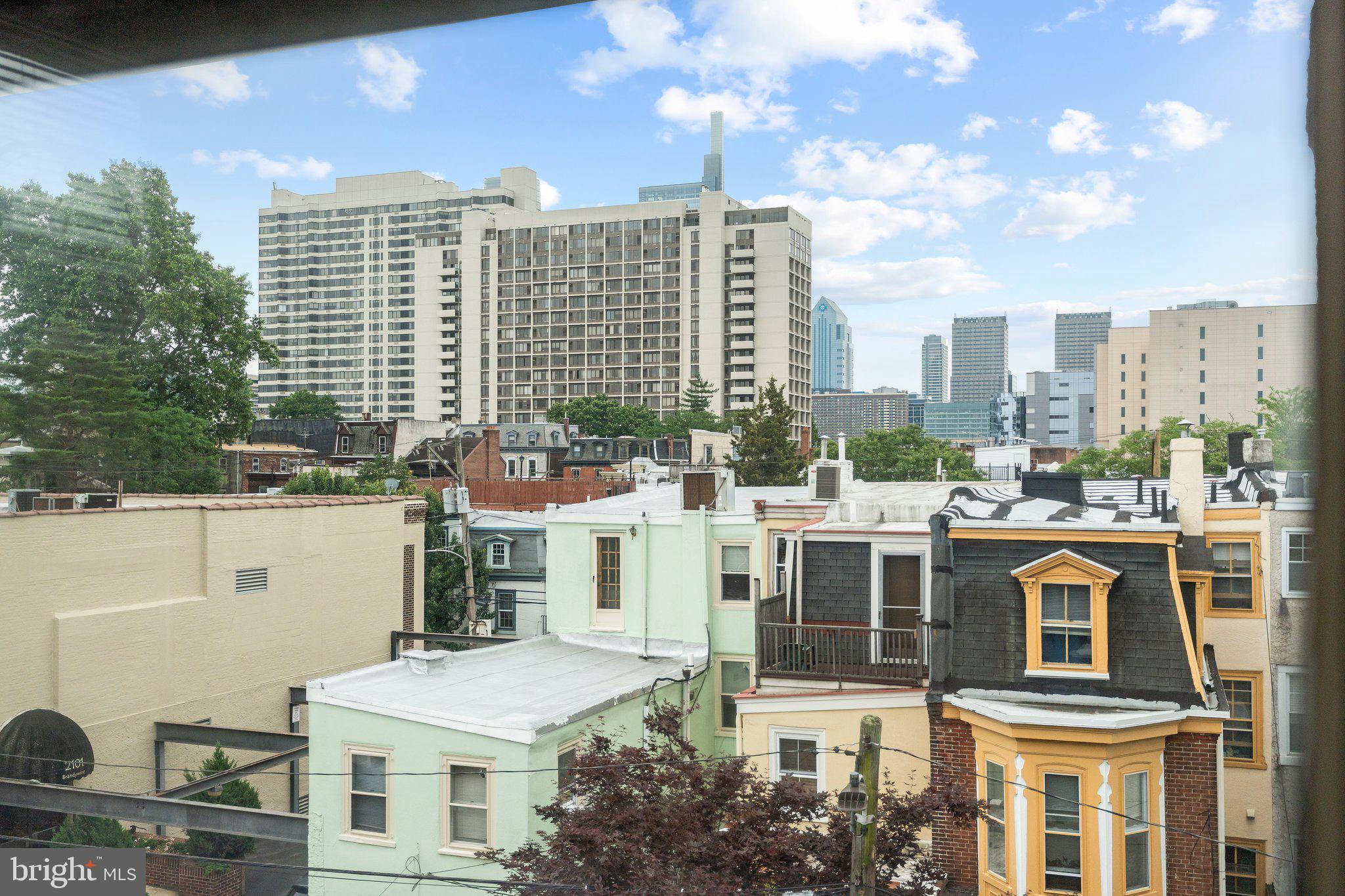 FAIRMOUNT - Residential