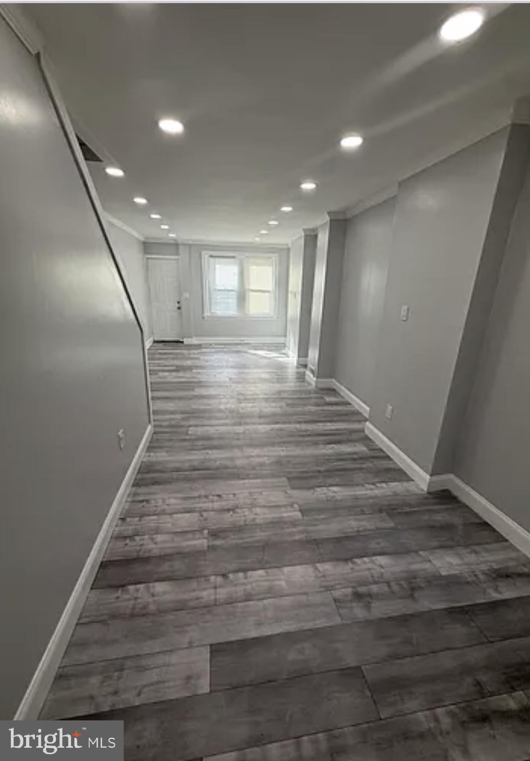 925 WALNUT STREET 1/20