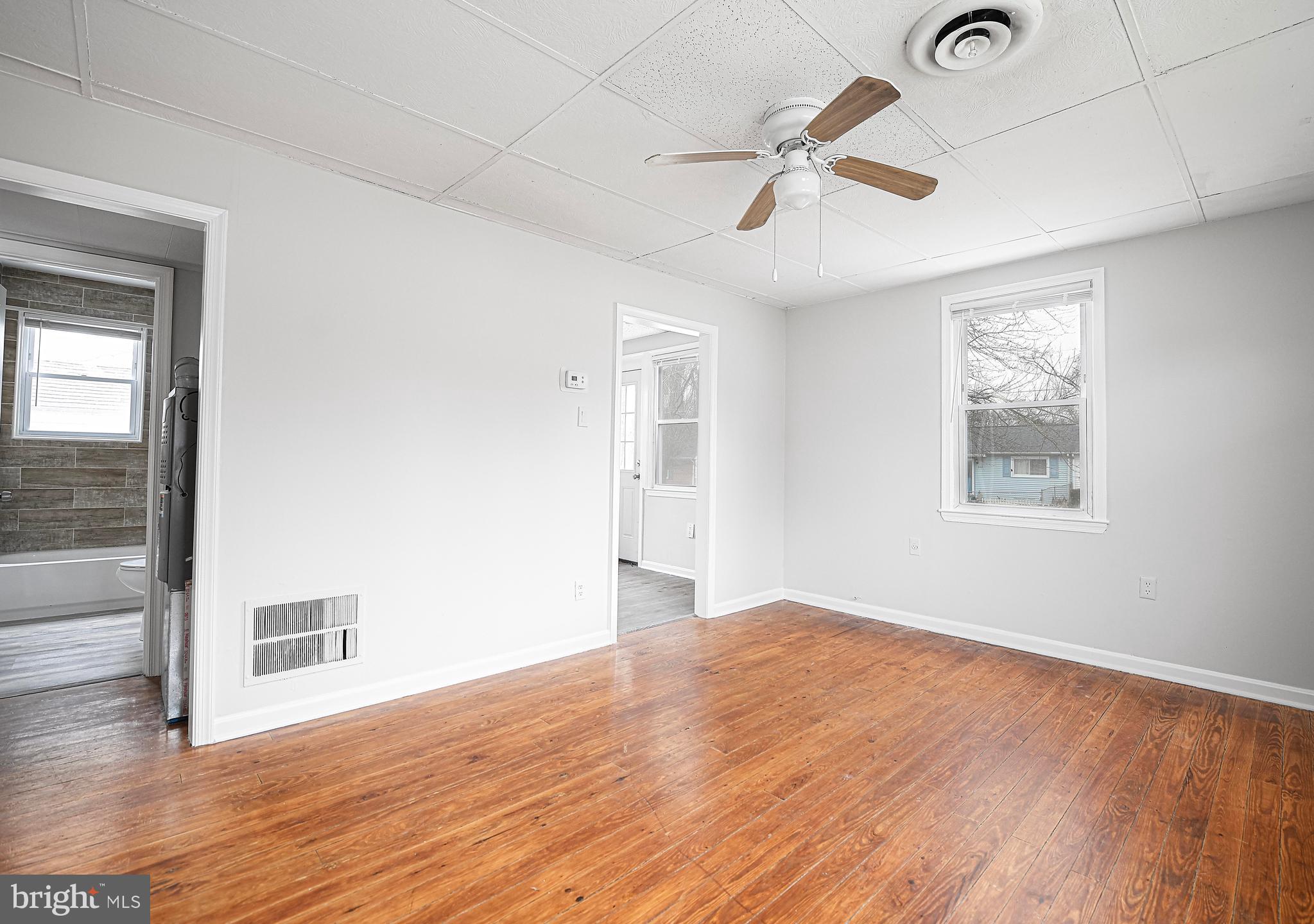 CONCORD FIELDS - Residential Lease