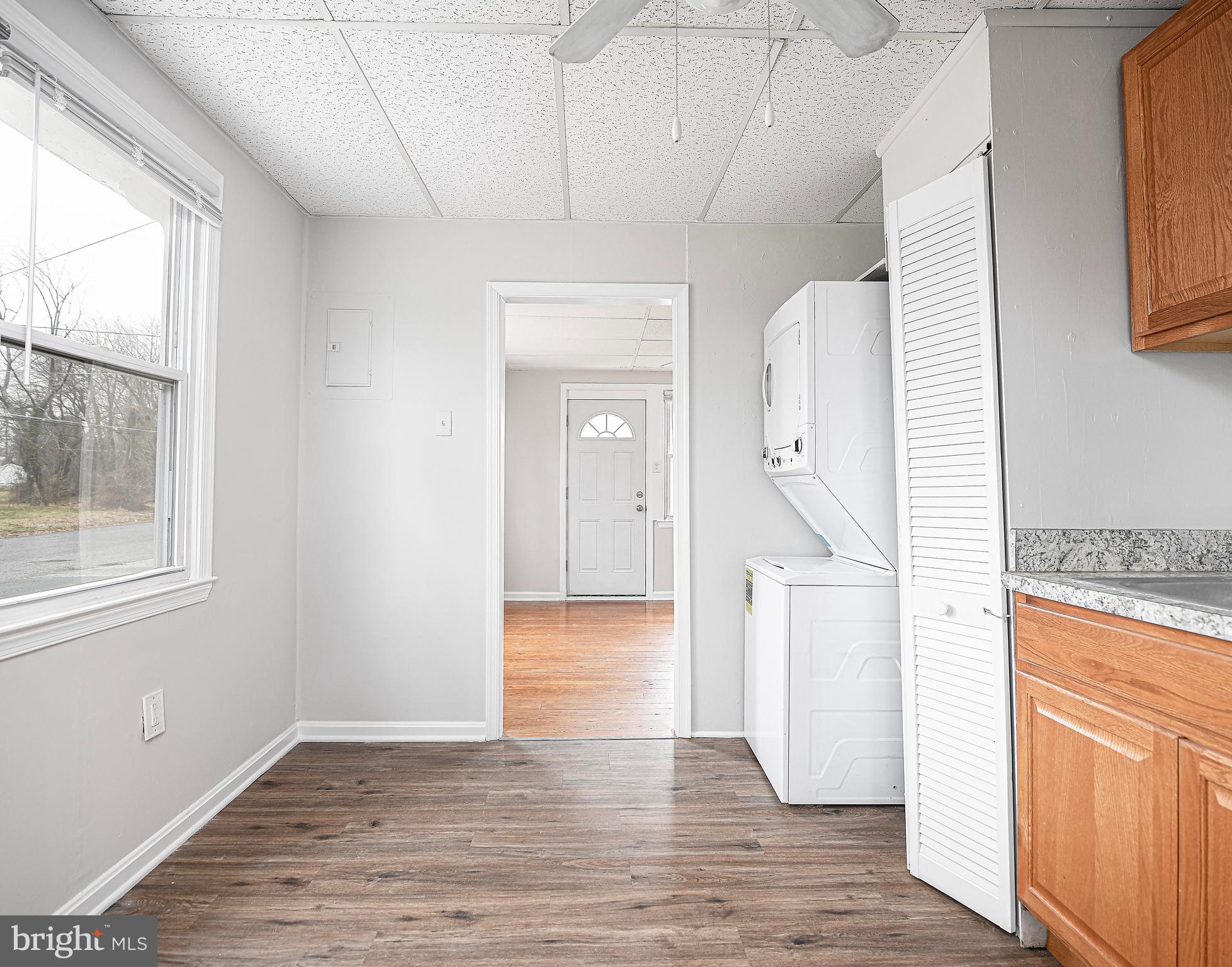 CONCORD FIELDS - Residential Lease