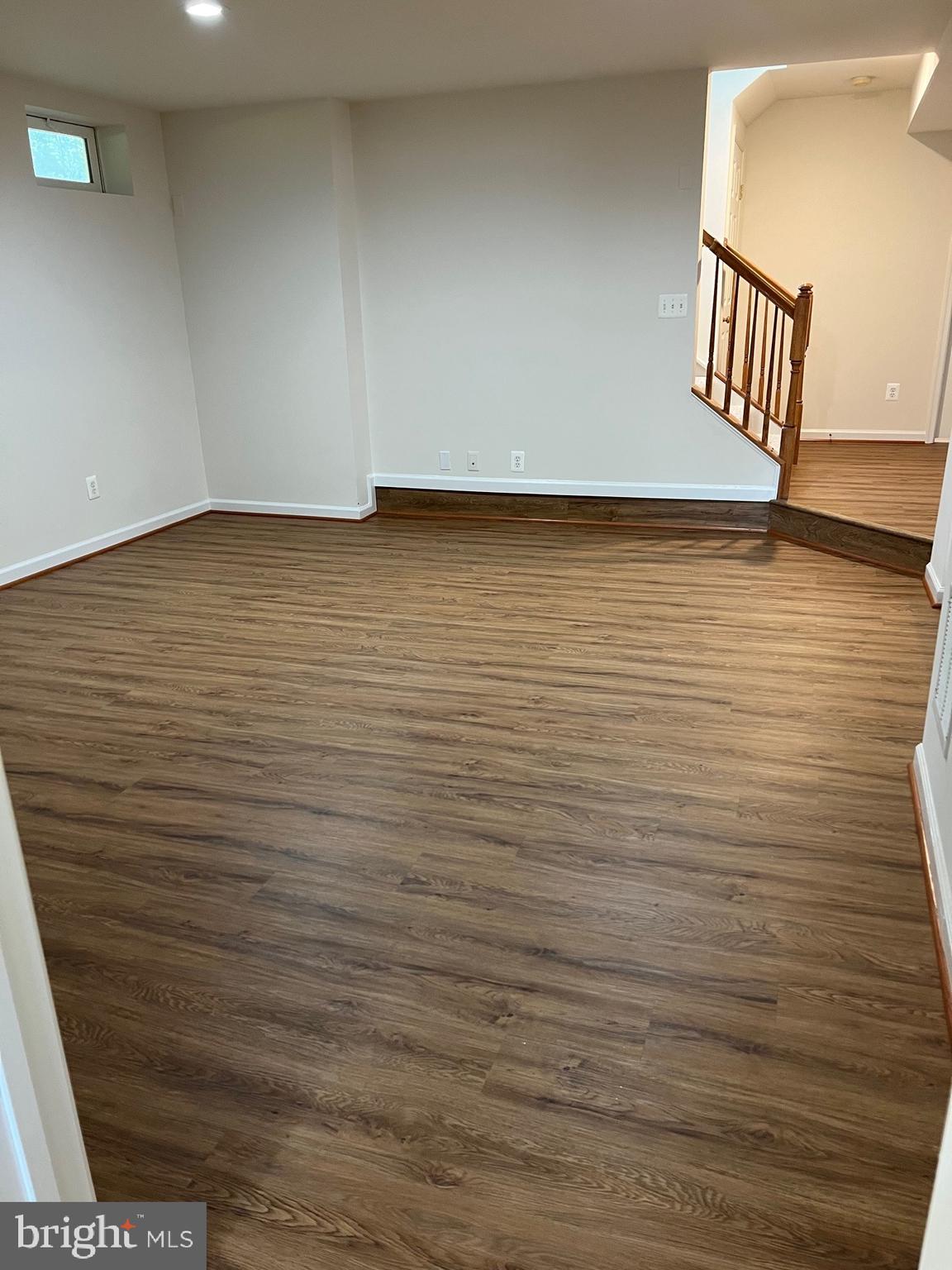 SOMERSET - Residential Lease