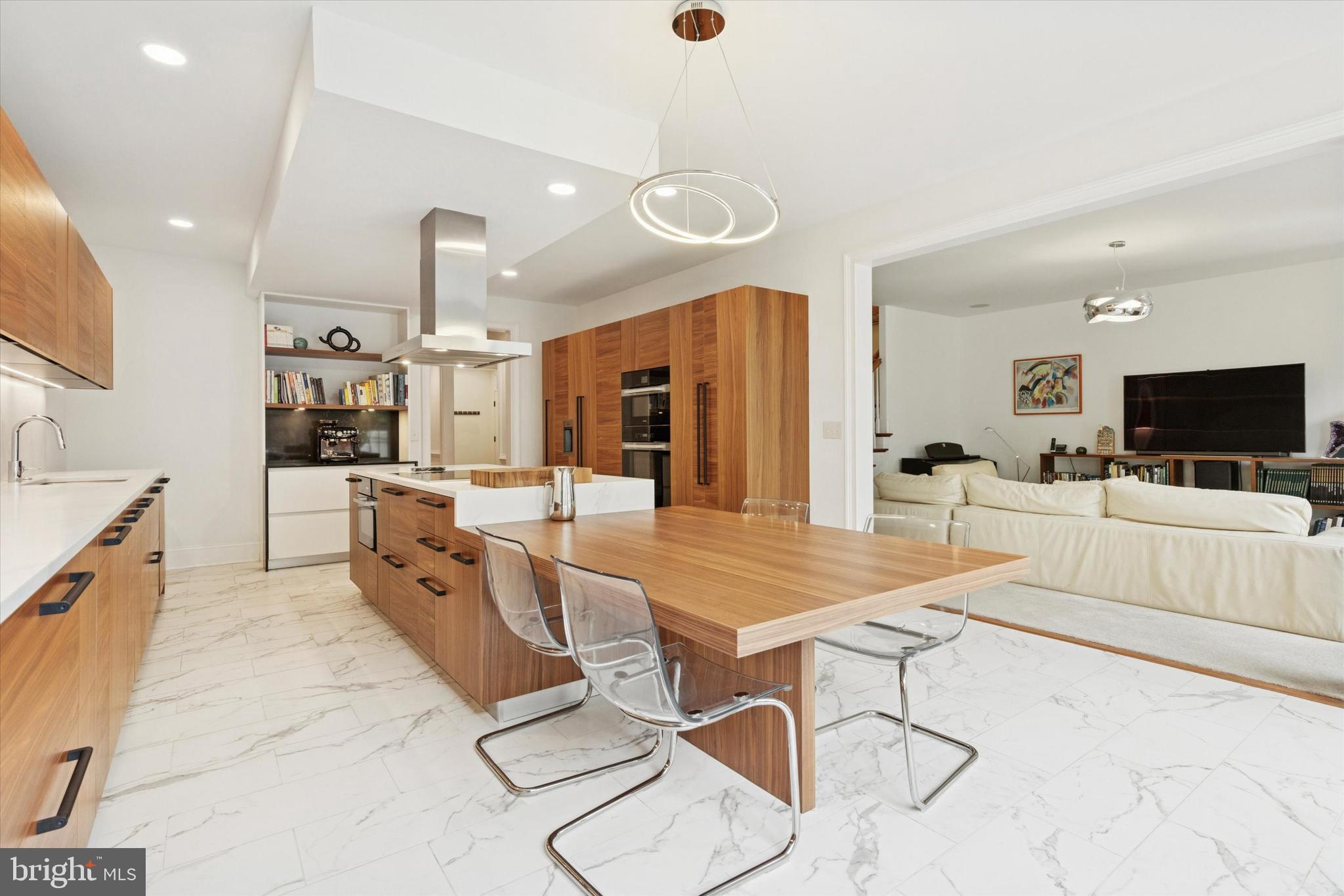 DEER LAKE BLUE BELL - Residential