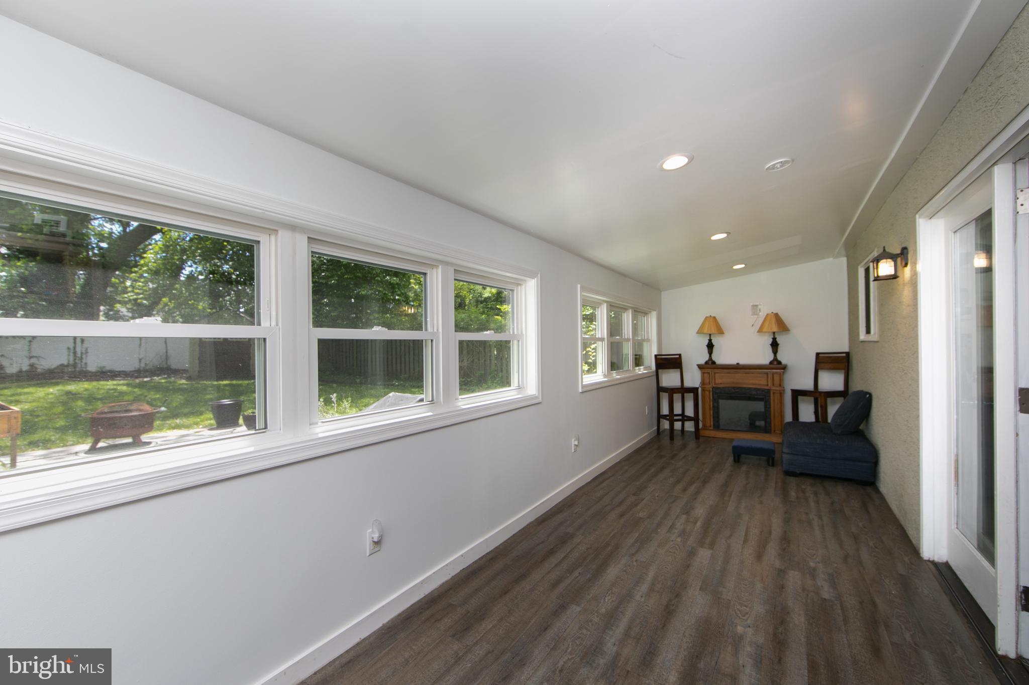 ROXBOROUGH - Residential