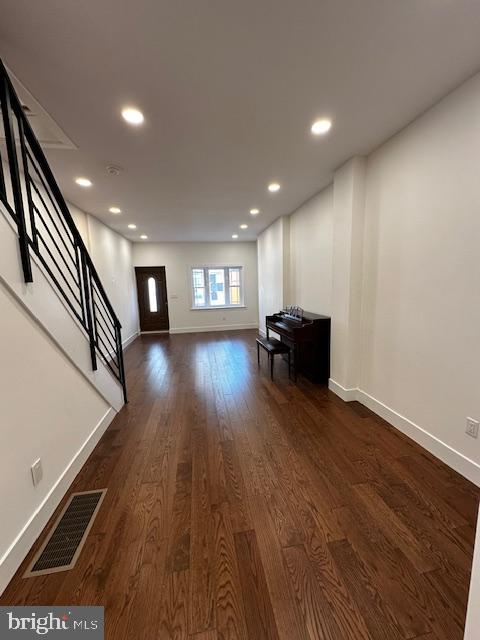 DICKINSON NARROWS - Residential