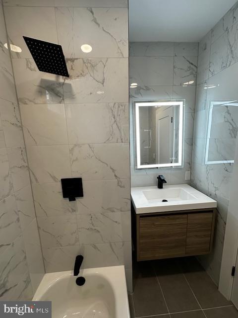 DICKINSON NARROWS - Residential