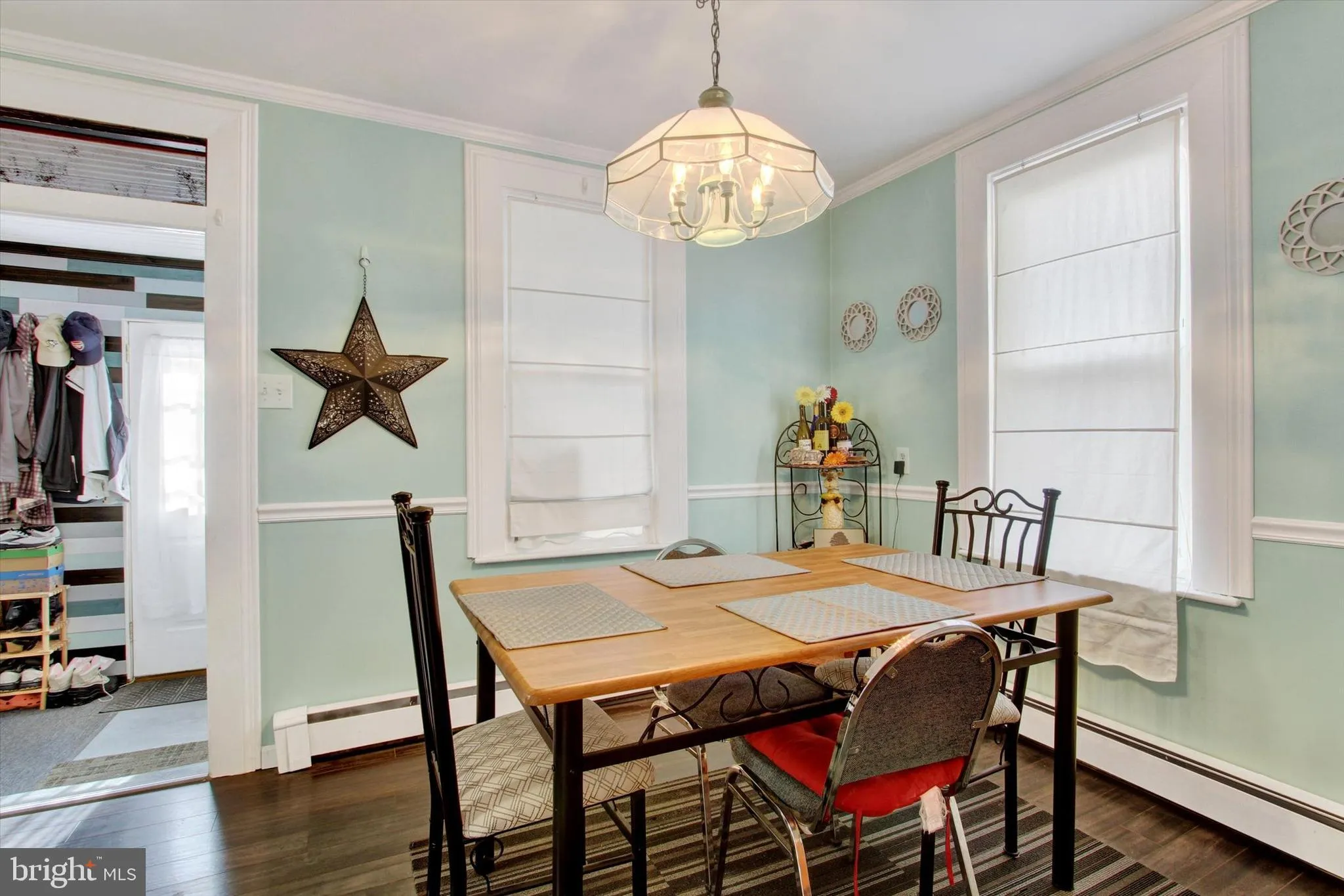 Hanover, Pennsylvania 17331, United States, 3 Bedrooms Bedrooms, ,2 BathroomsBathrooms,Residential,Pending,89607