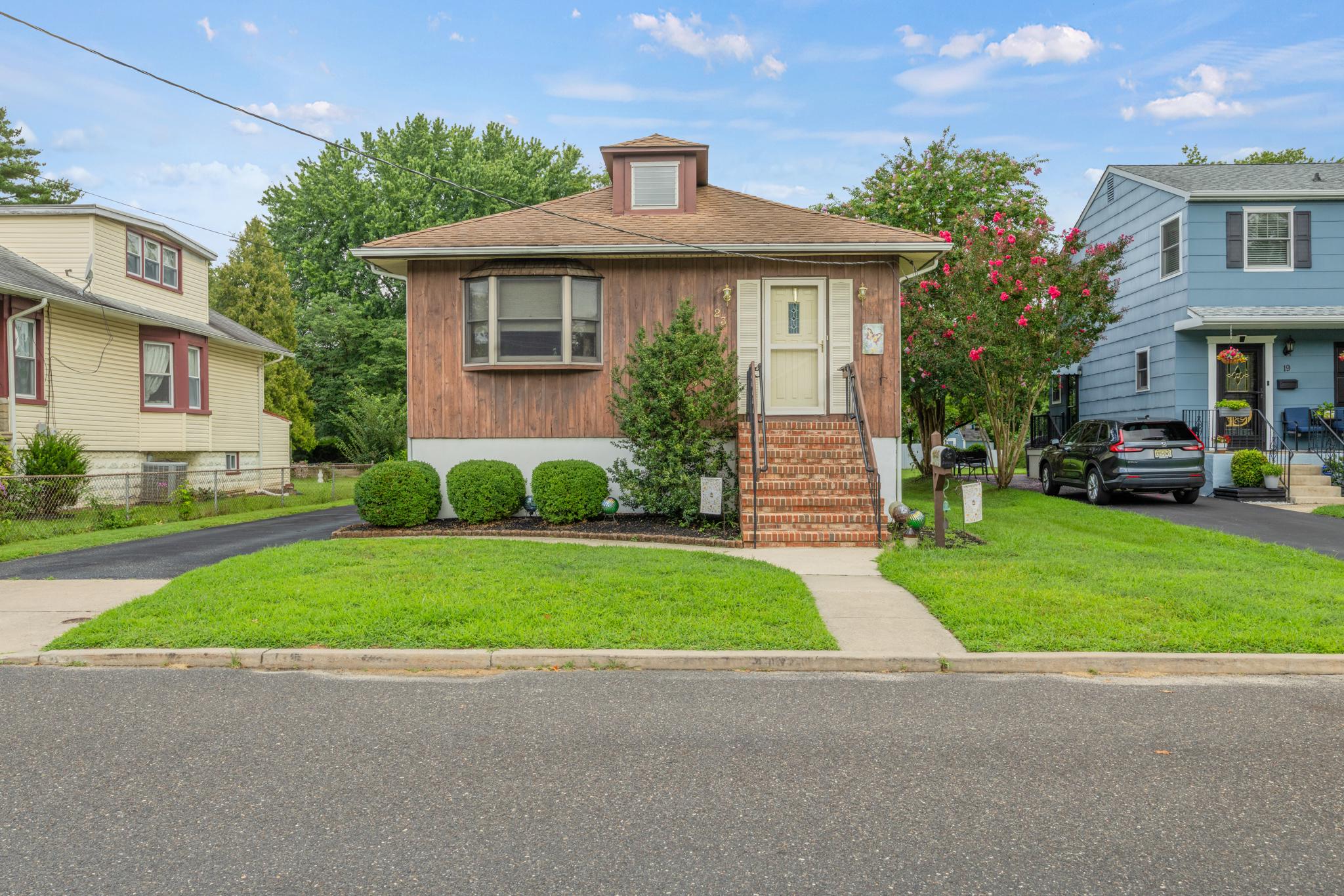 23 BROWNING AVENUE