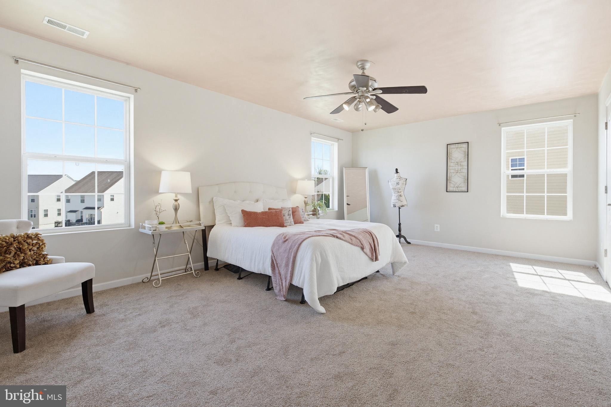 HAWTHORNE RIDGE - Residential