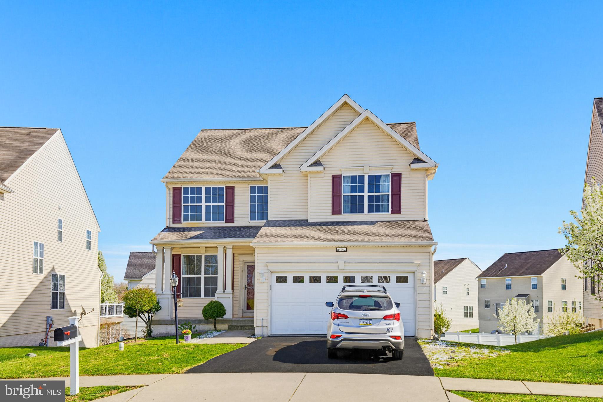 HAWTHORNE RIDGE - Residential