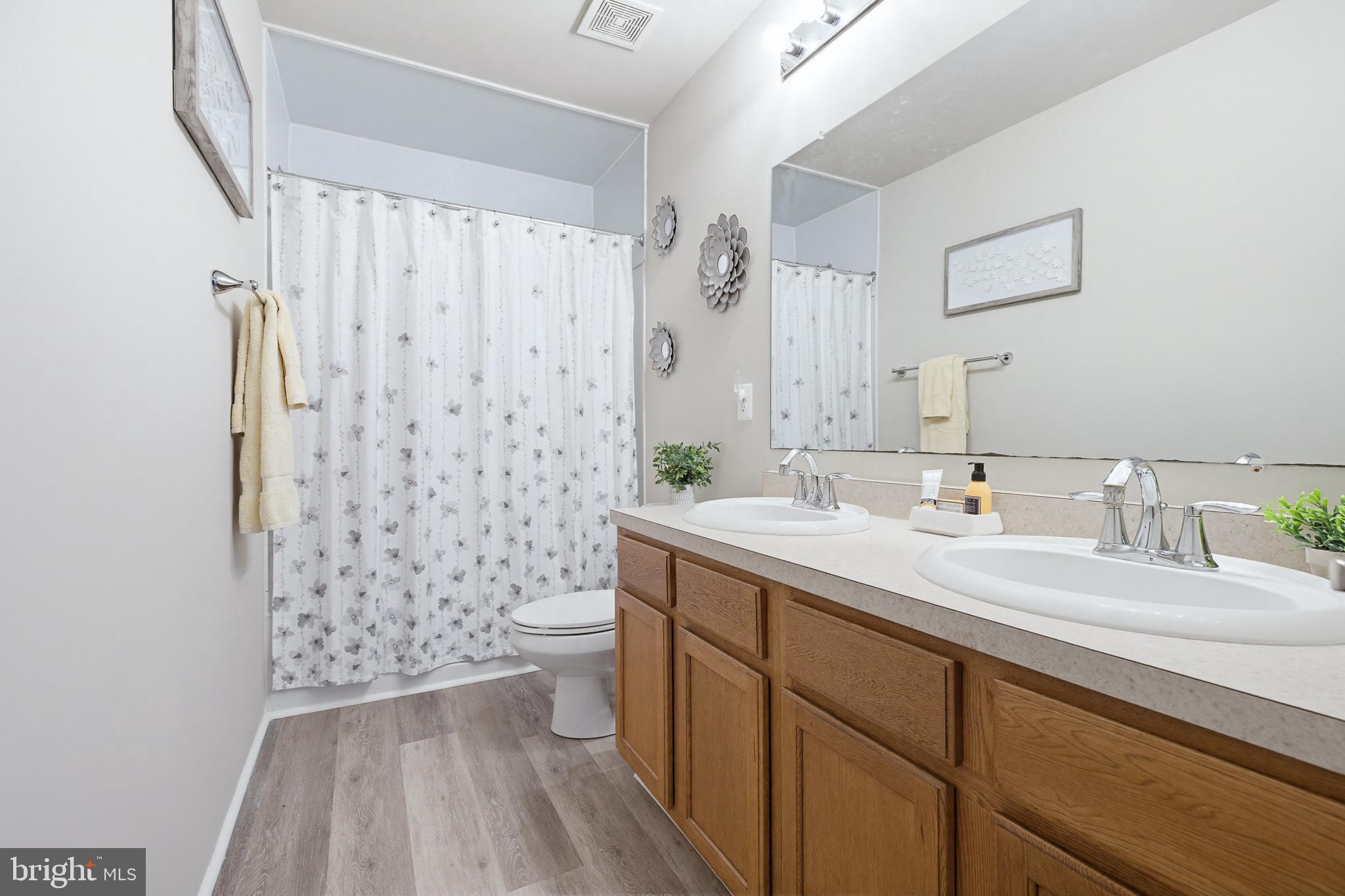 HAWTHORNE RIDGE - Residential