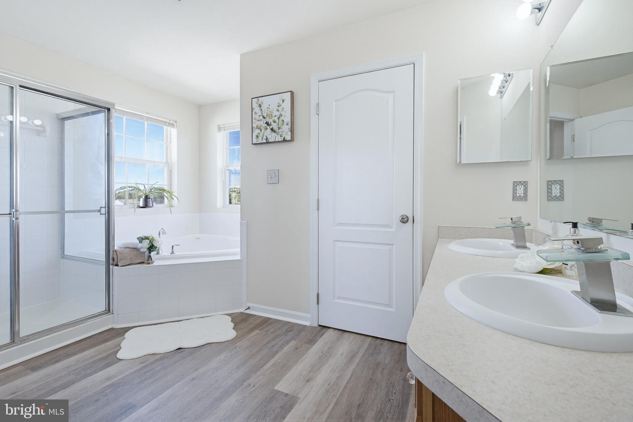 HAWTHORNE RIDGE - Residential