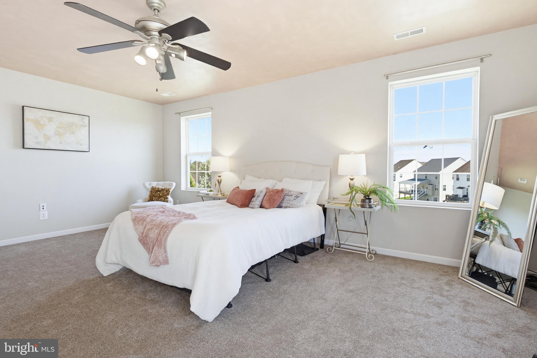 HAWTHORNE RIDGE - Residential