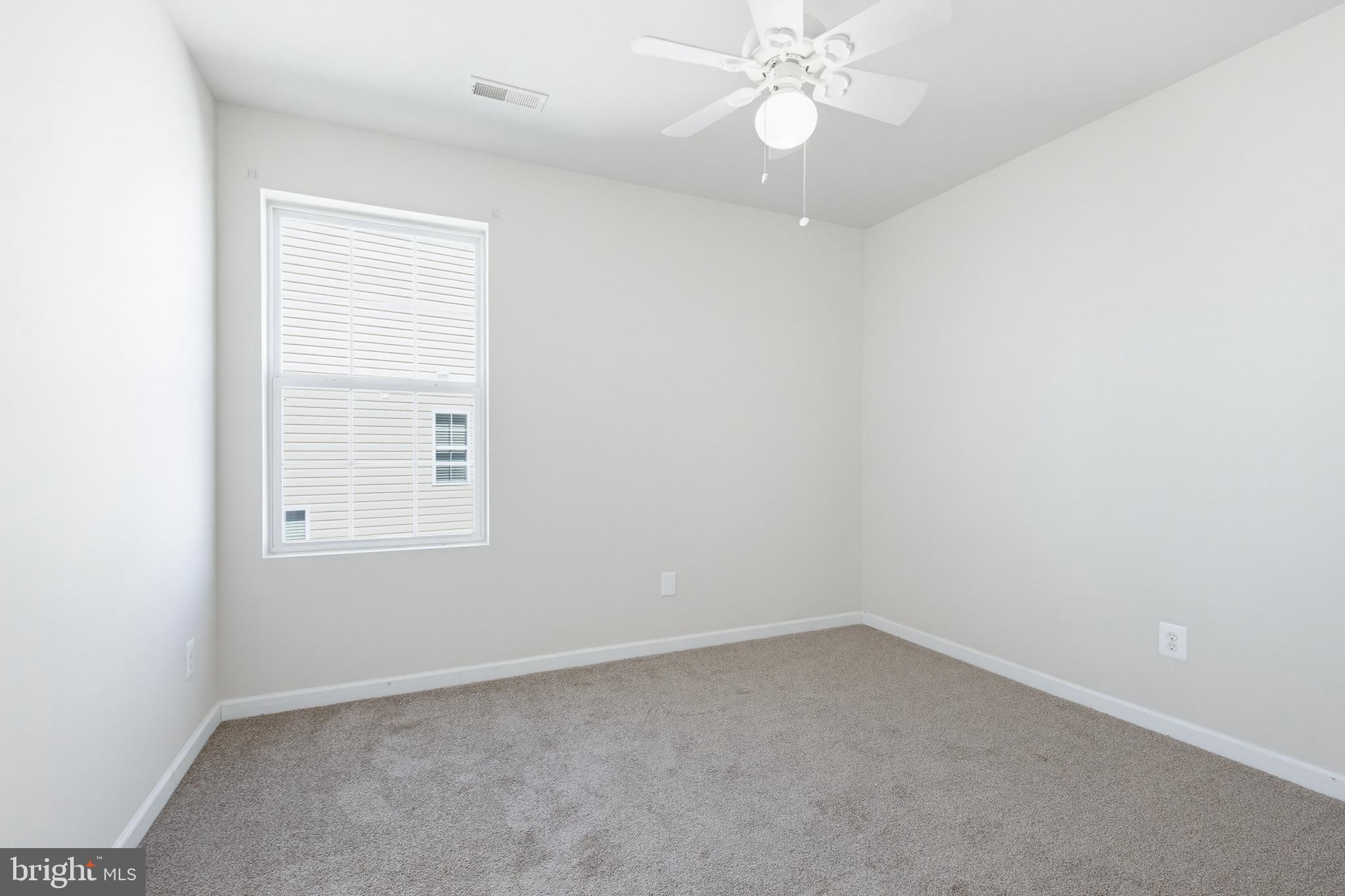 HAWTHORNE RIDGE - Residential