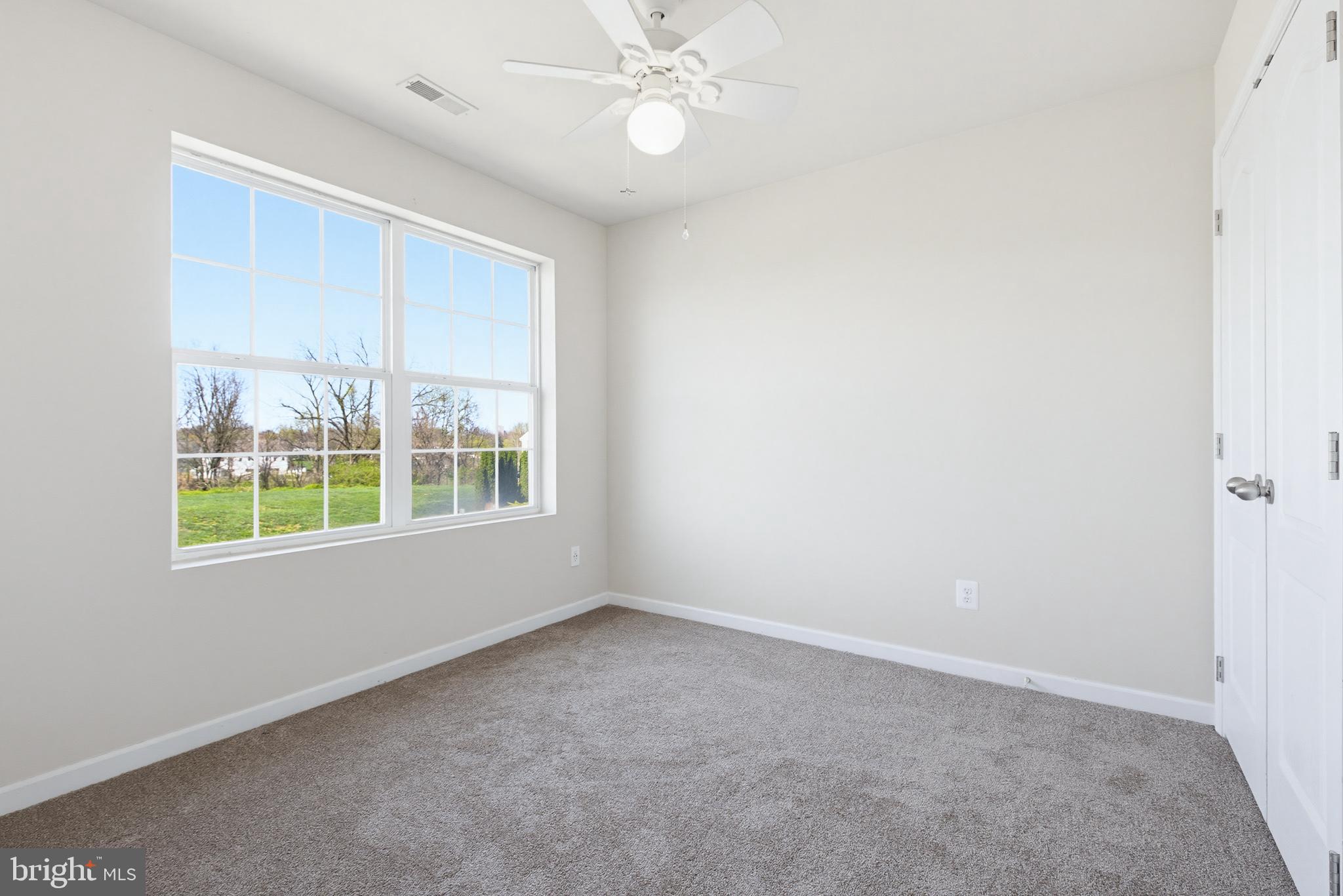 HAWTHORNE RIDGE - Residential