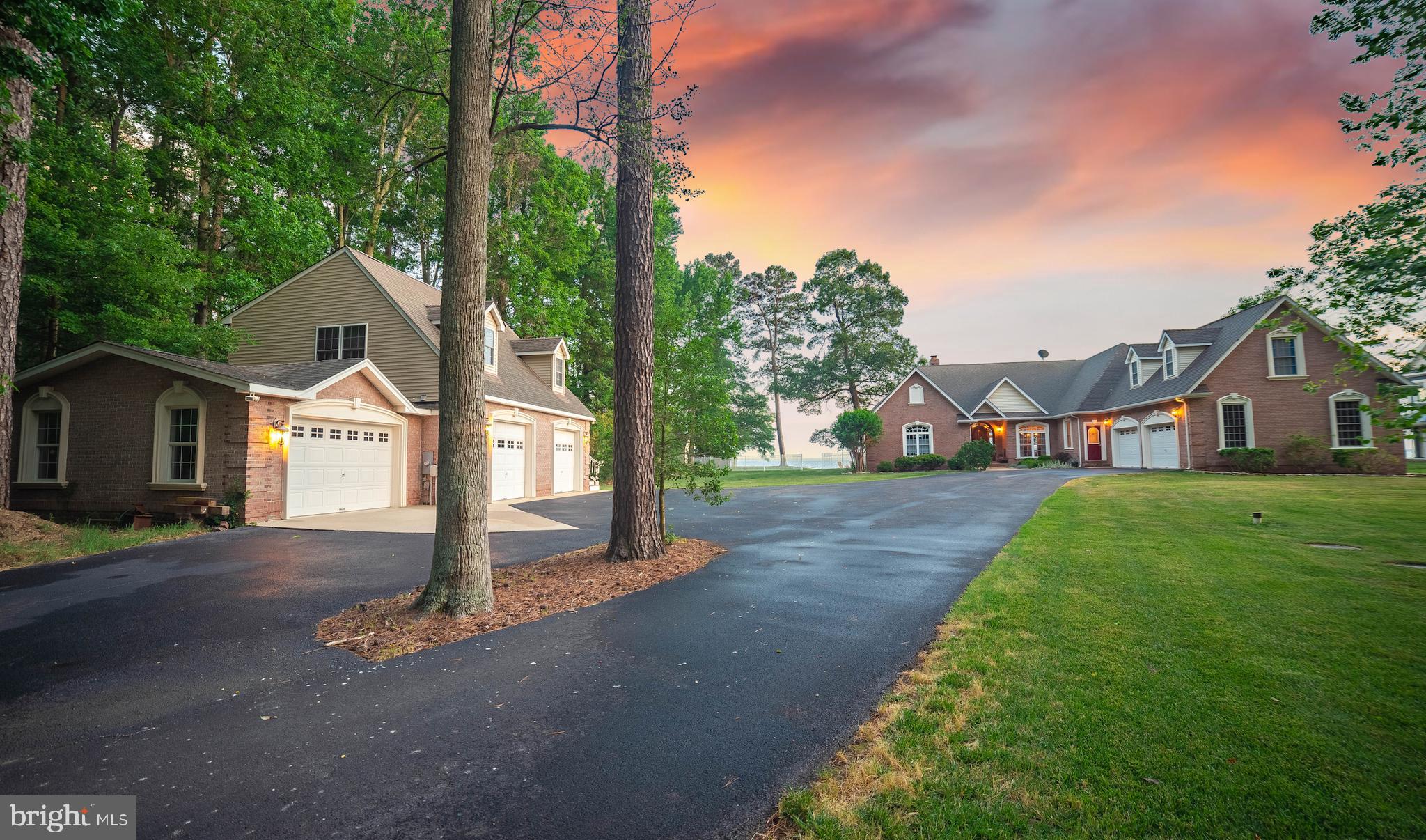 WOODLAND POINT SUB - Residential