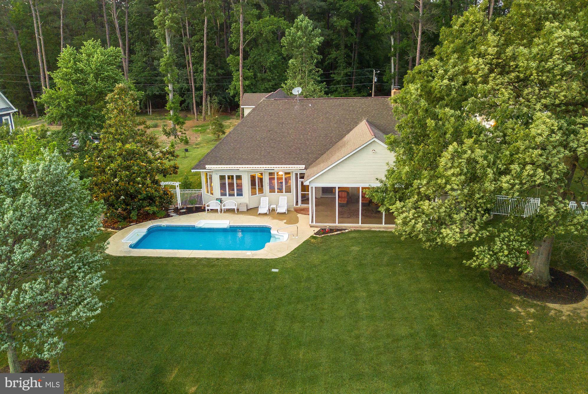 WOODLAND POINT SUB - Residential