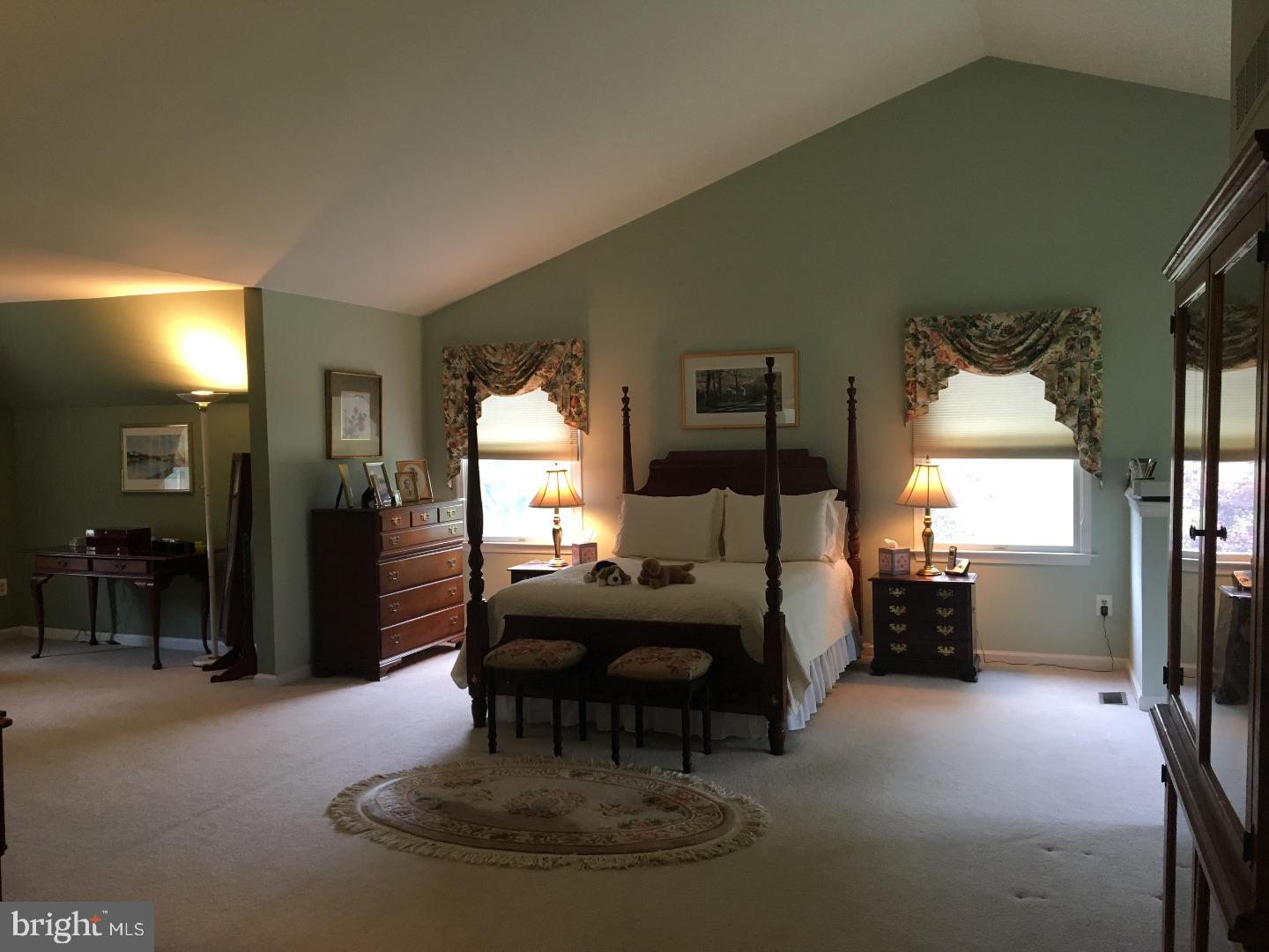 BRIDGEVIEW - Residential