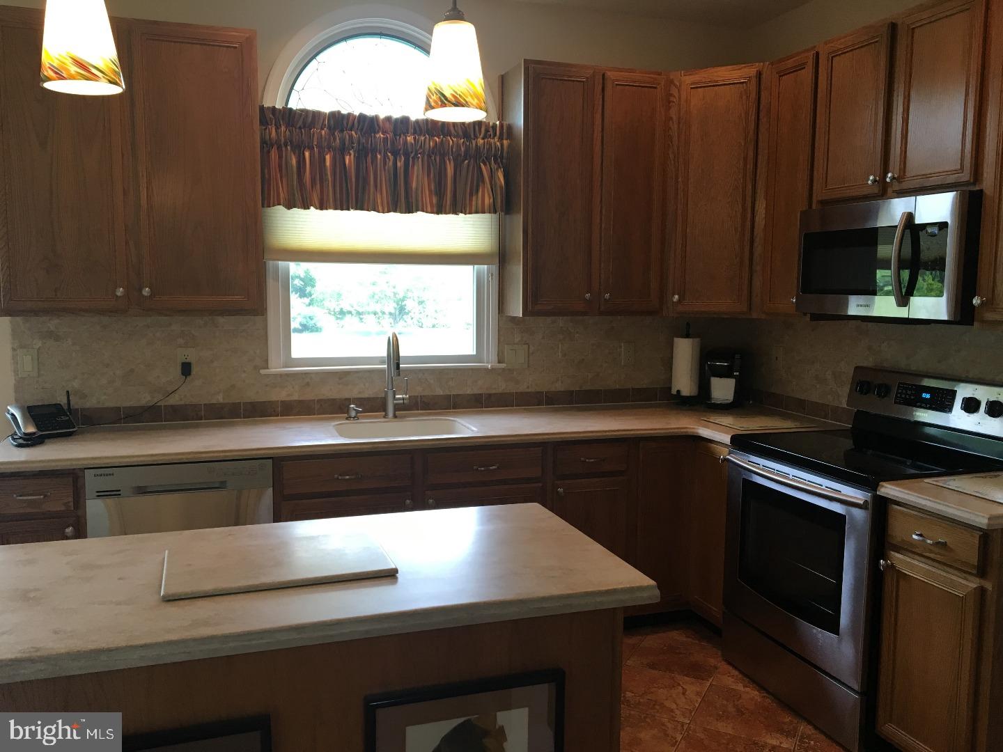 BRIDGEVIEW - Residential