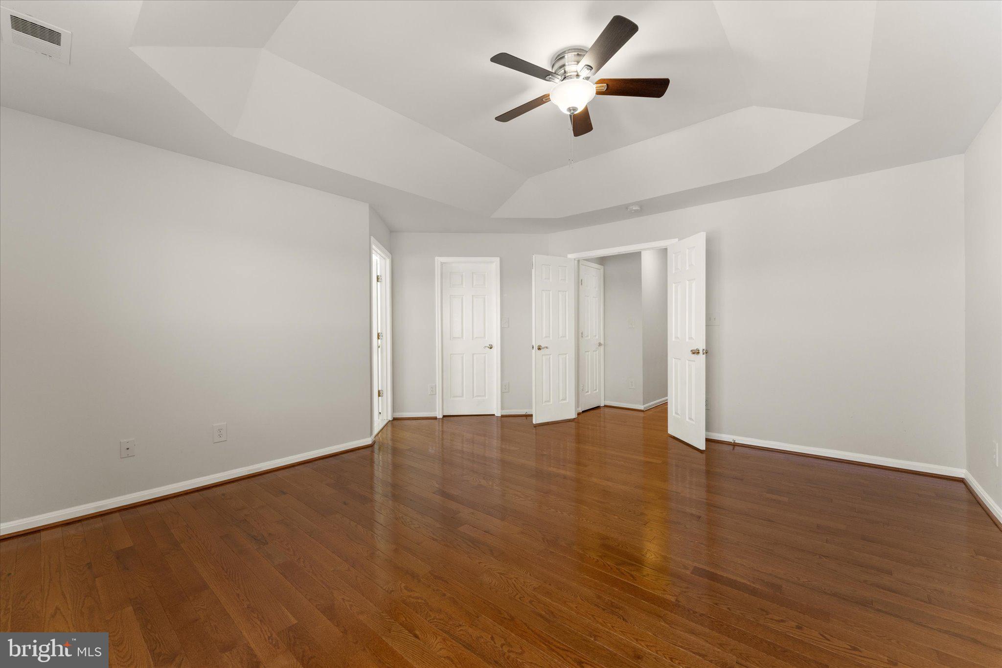 POTOMAC LAKES - Residential Lease