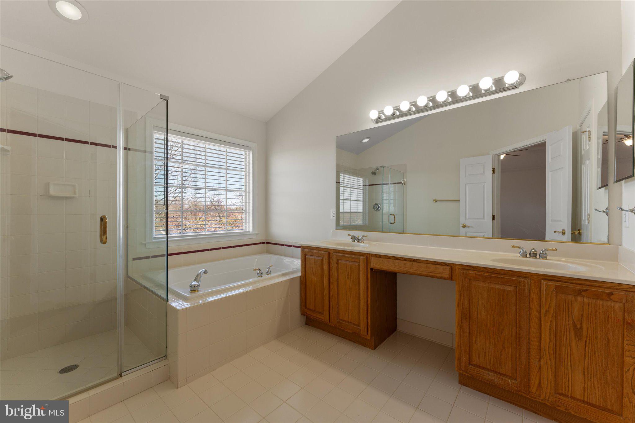 POTOMAC LAKES - Residential Lease