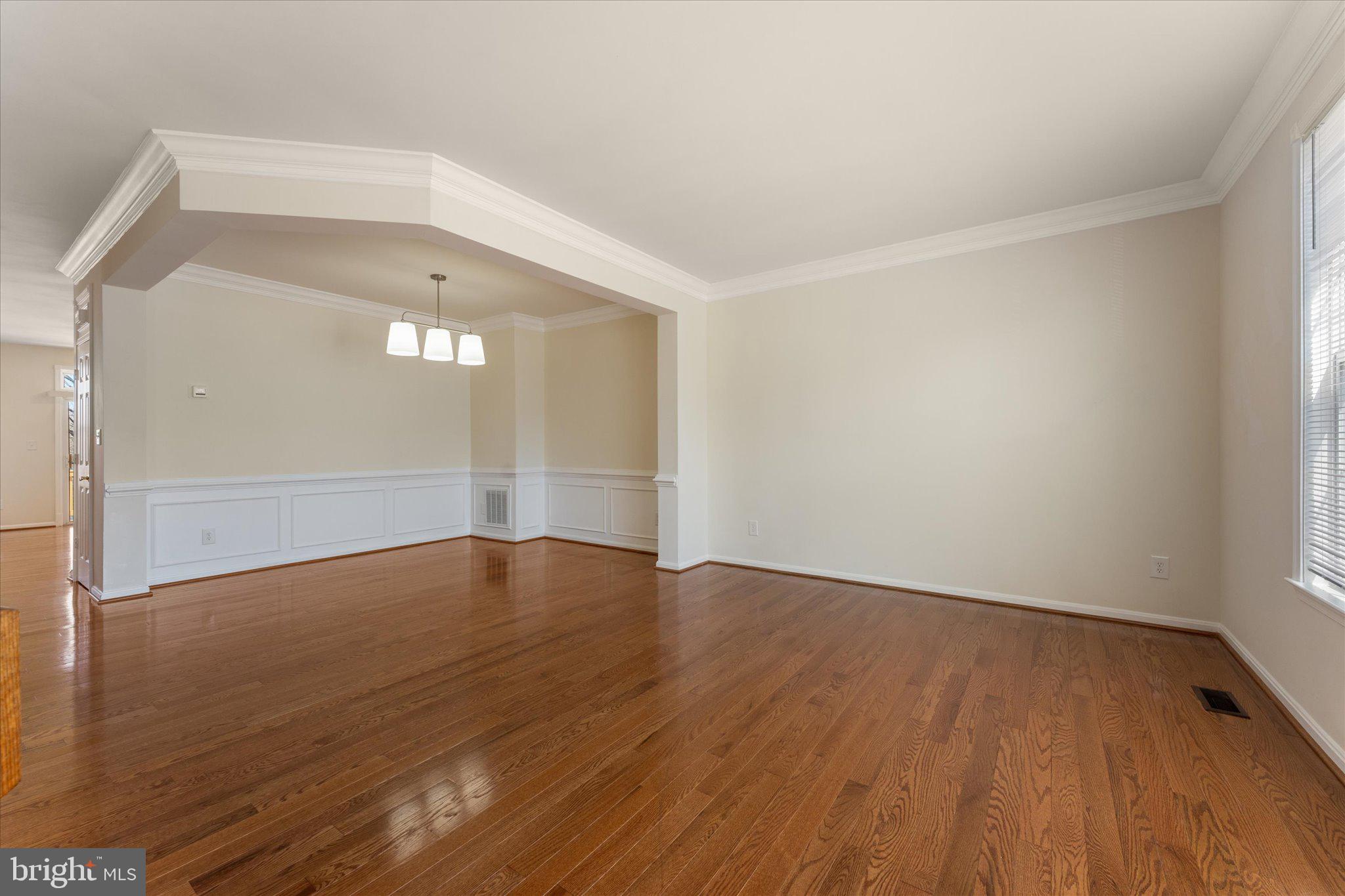 POTOMAC LAKES - Residential Lease