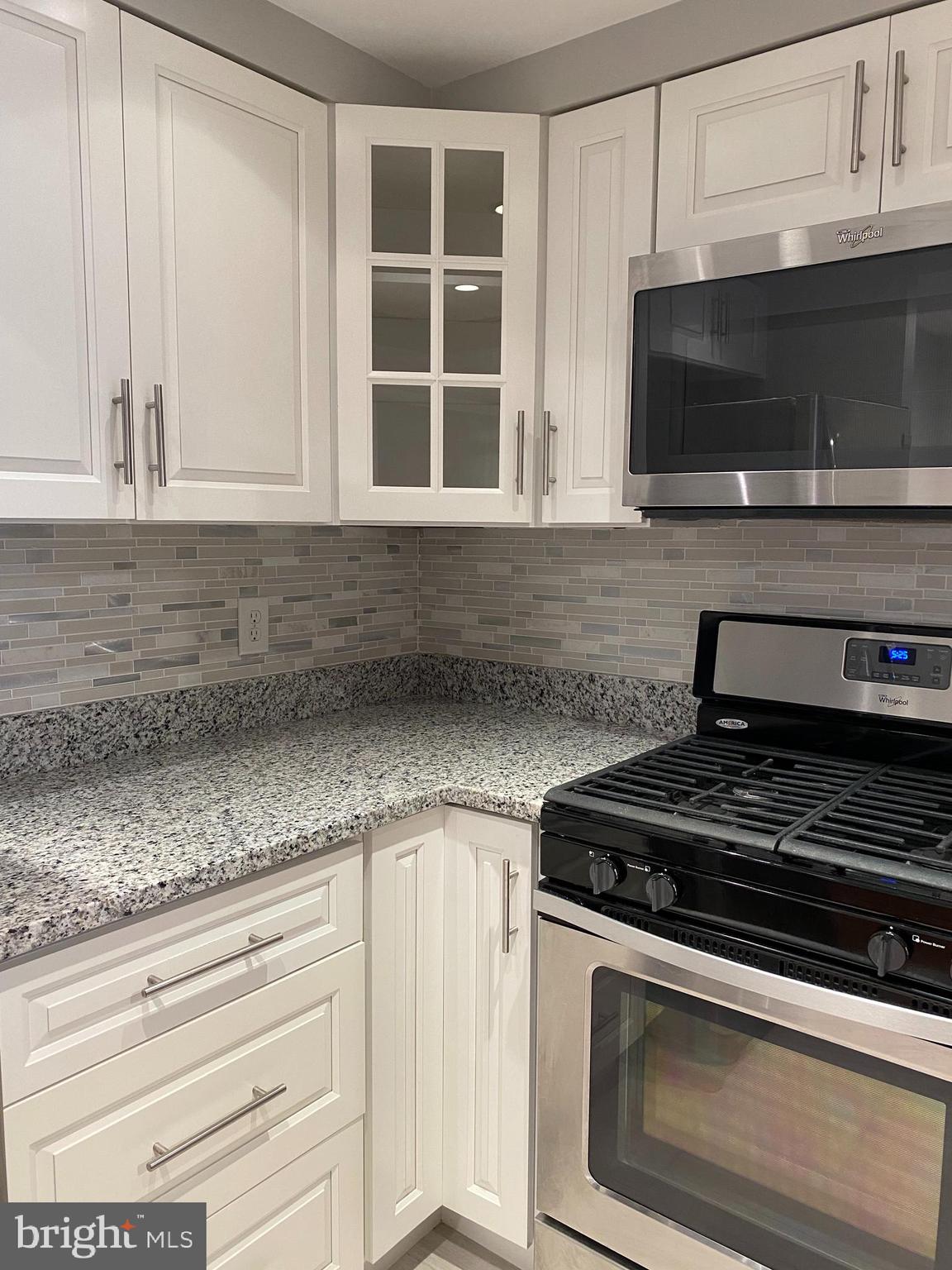 THE CHRISTOPHER - Residential