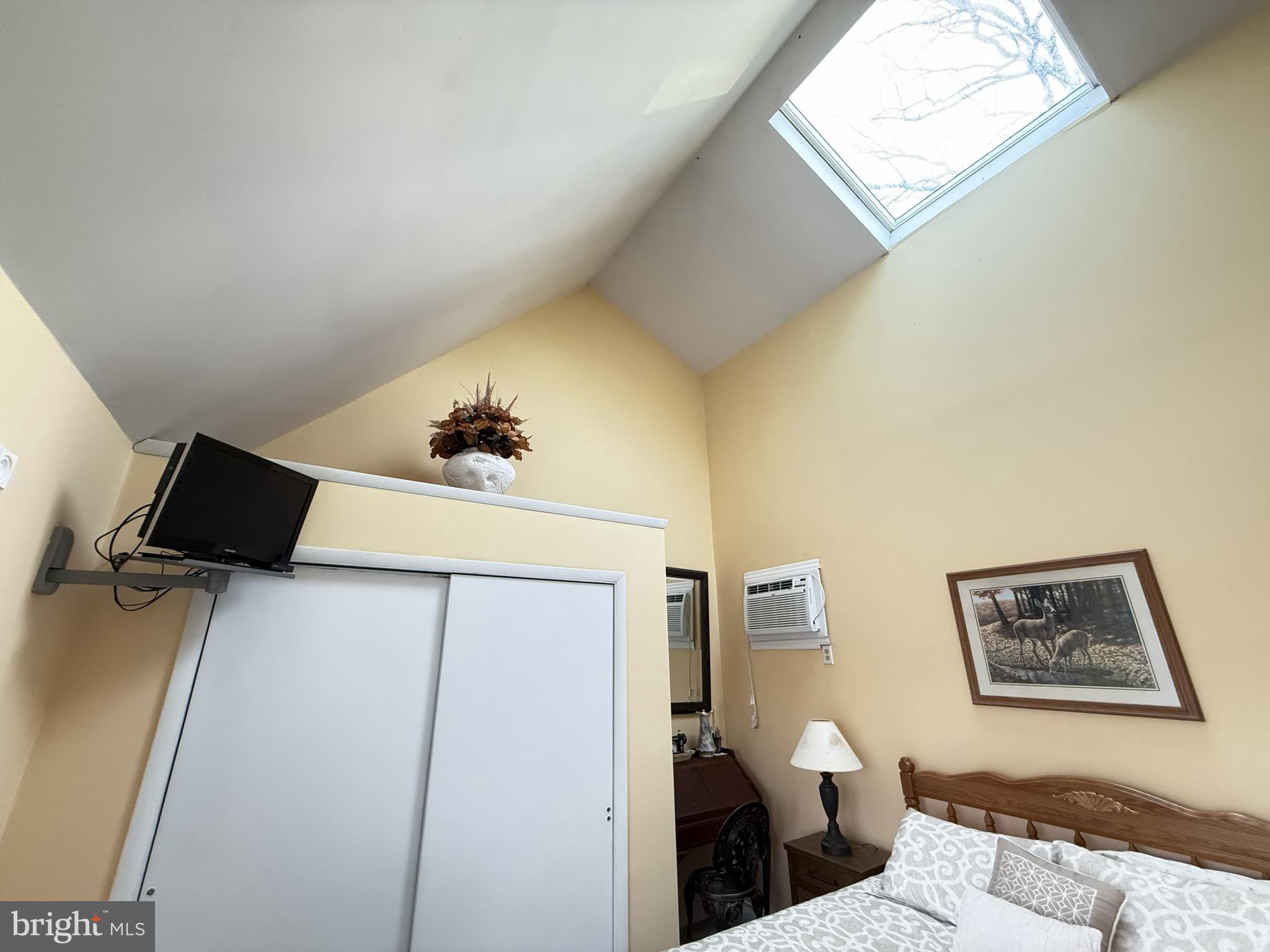 SAW CREEK ESTATES - Residential