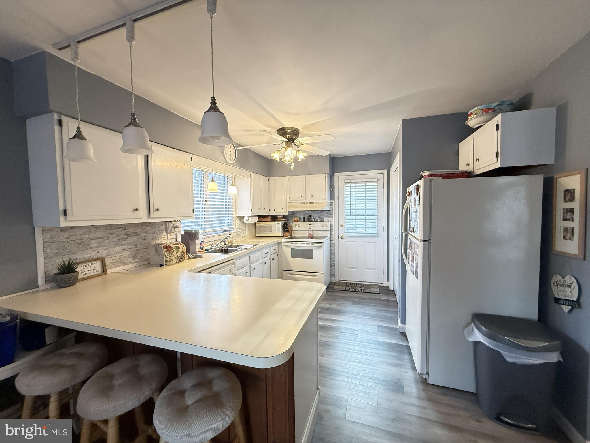 SAW CREEK ESTATES - Residential