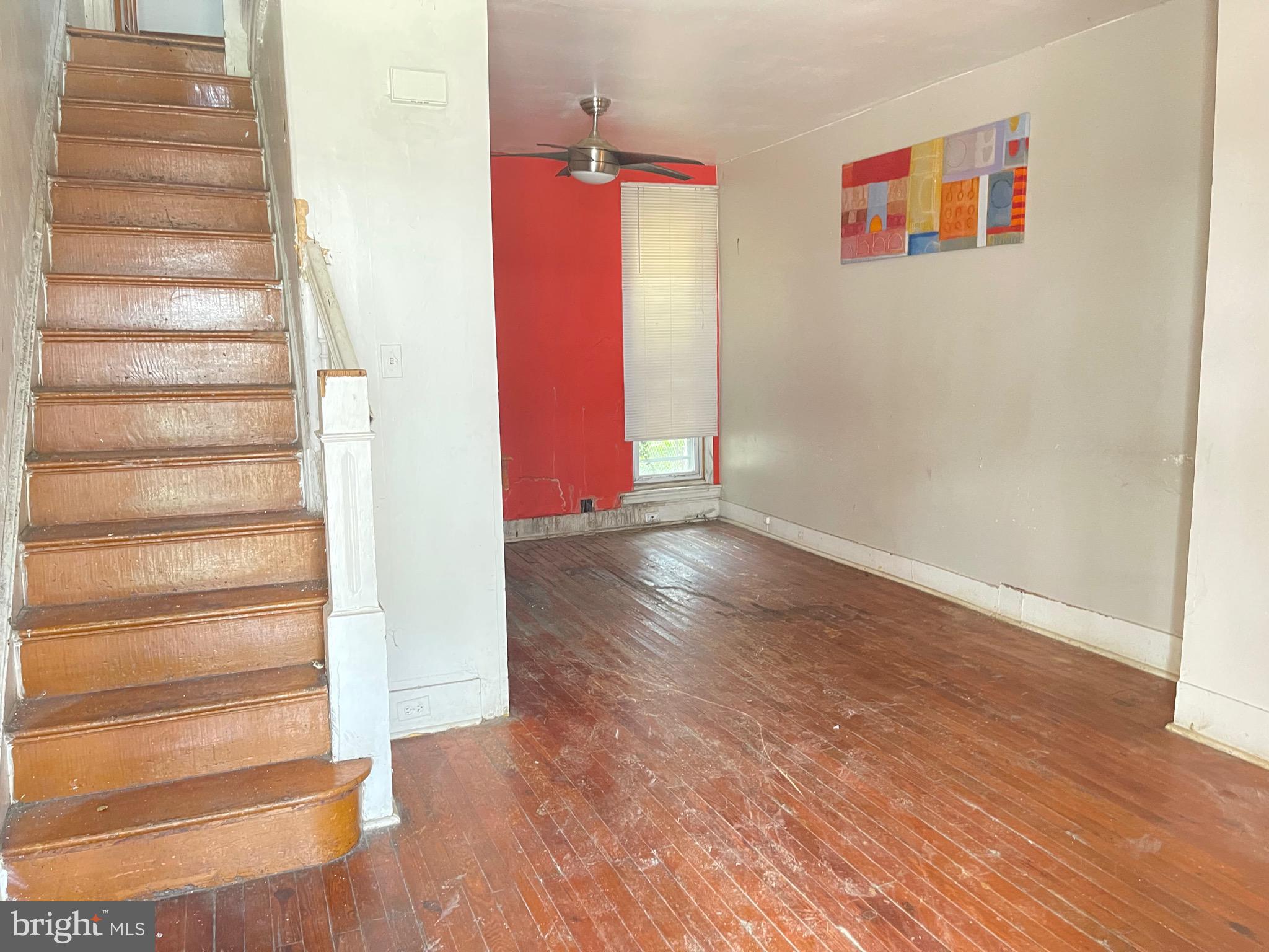 158 N ROBINSON STREET