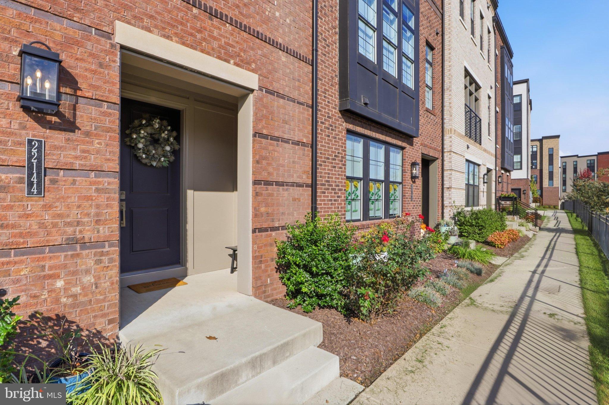 22144 PENELOPE HEIGHTS TERRACE